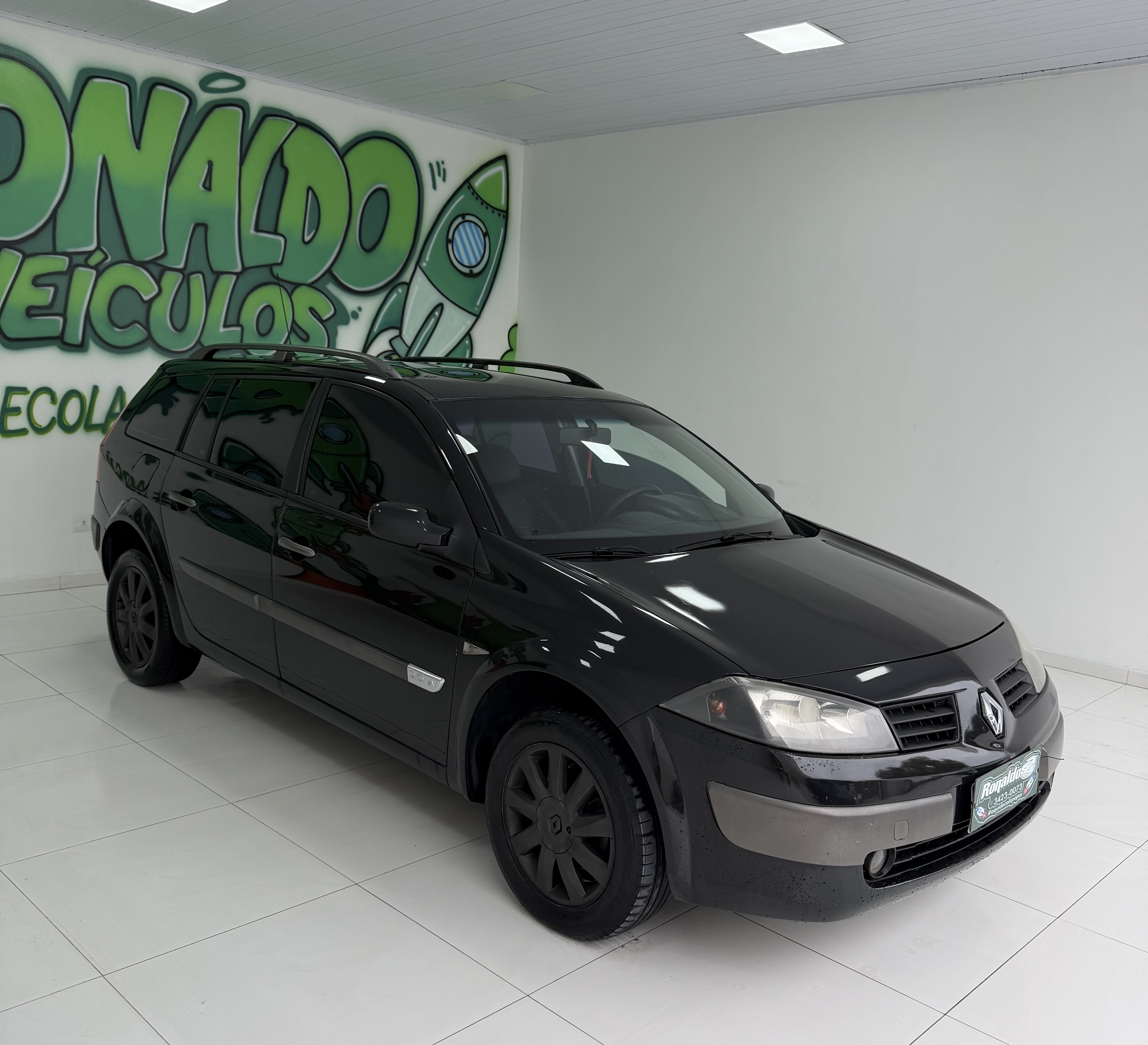 Renault Megane Grand Tour Dynamique 2.0 16V Aut. - foto 4