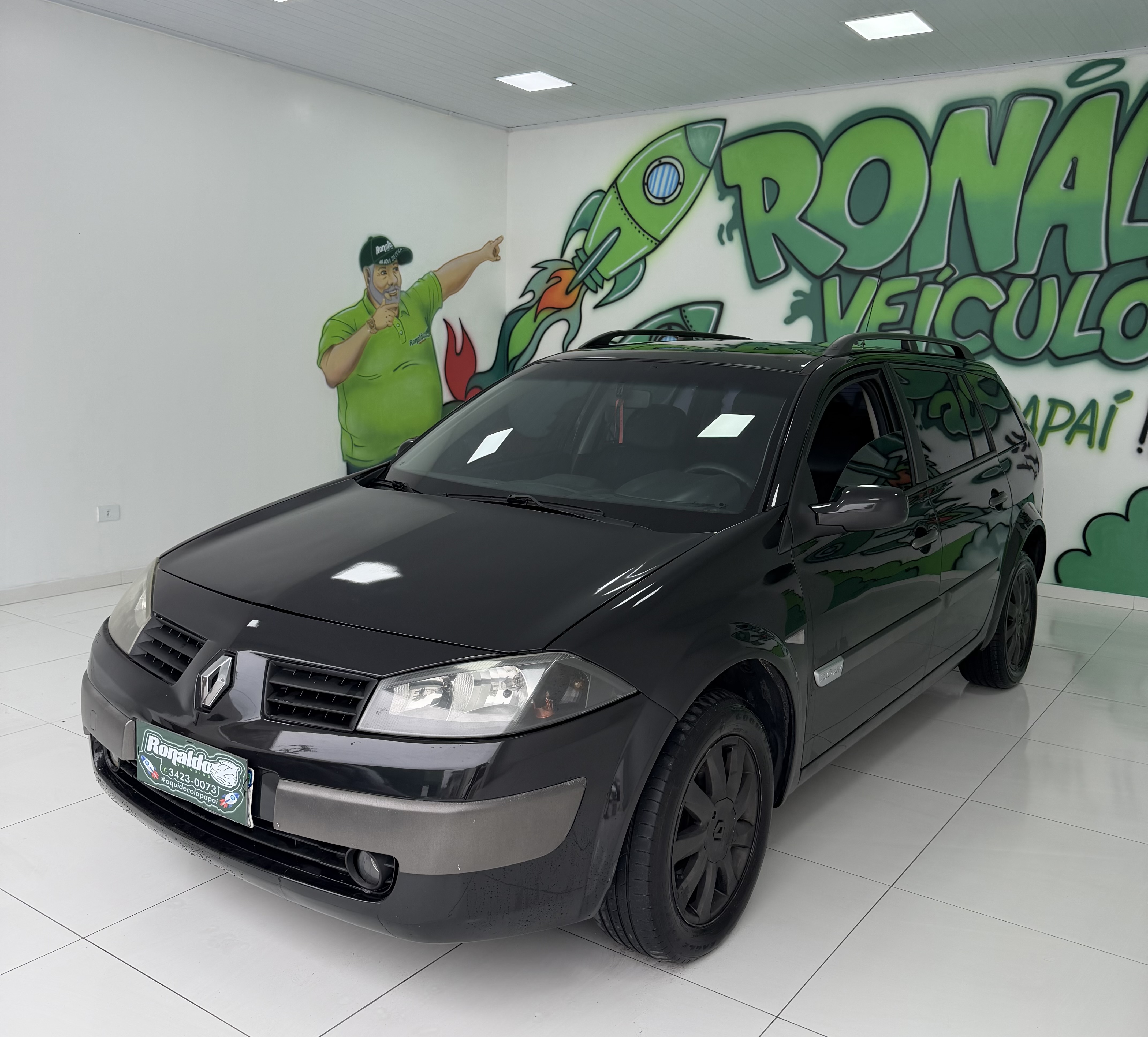 Renault Megane Grand Tour Dynamique 2.0 16V Aut. - foto 2