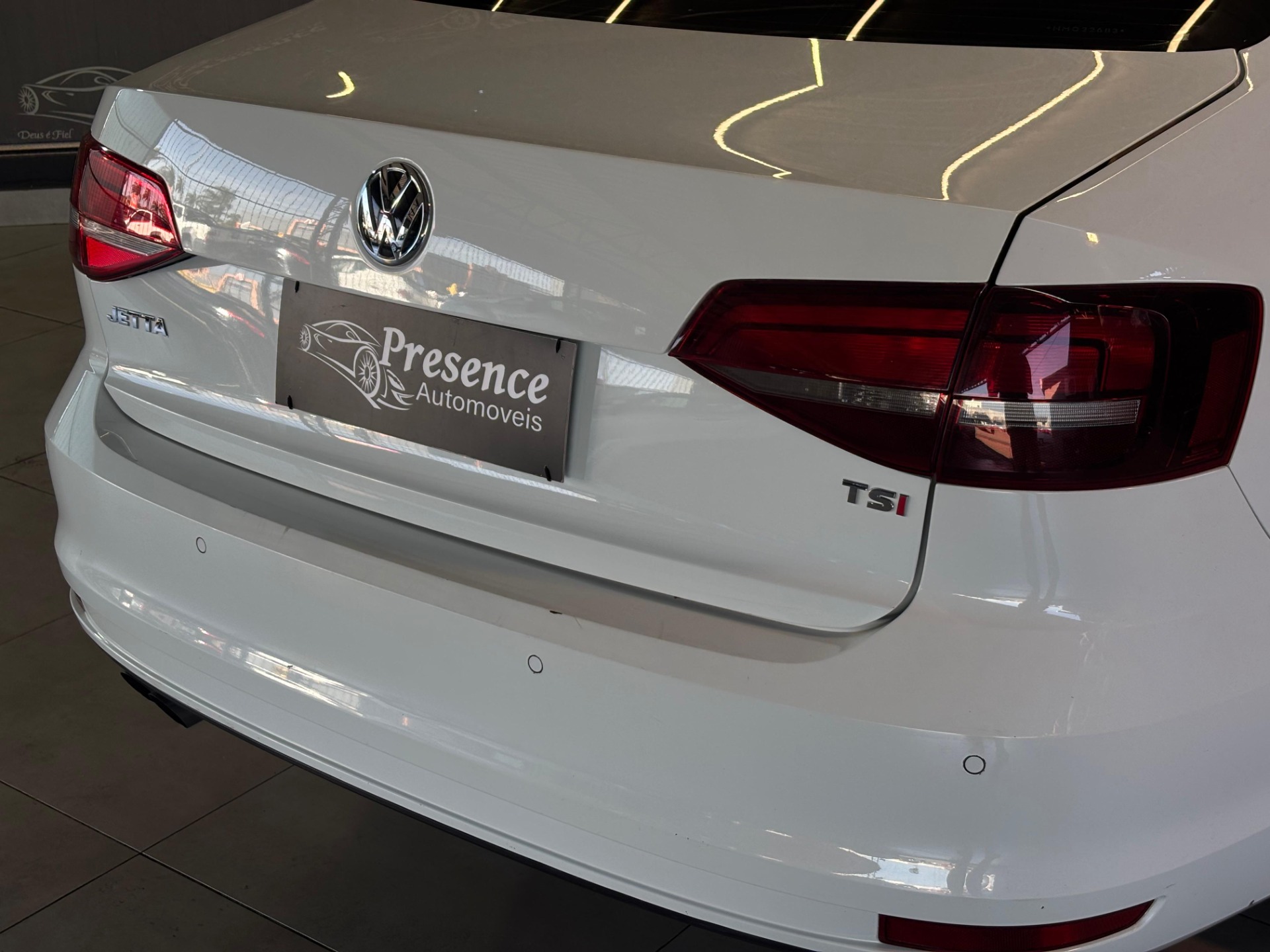 Volkswagen Jetta Comfortline 1.4 TSI 16V 4P Aut. - foto 9