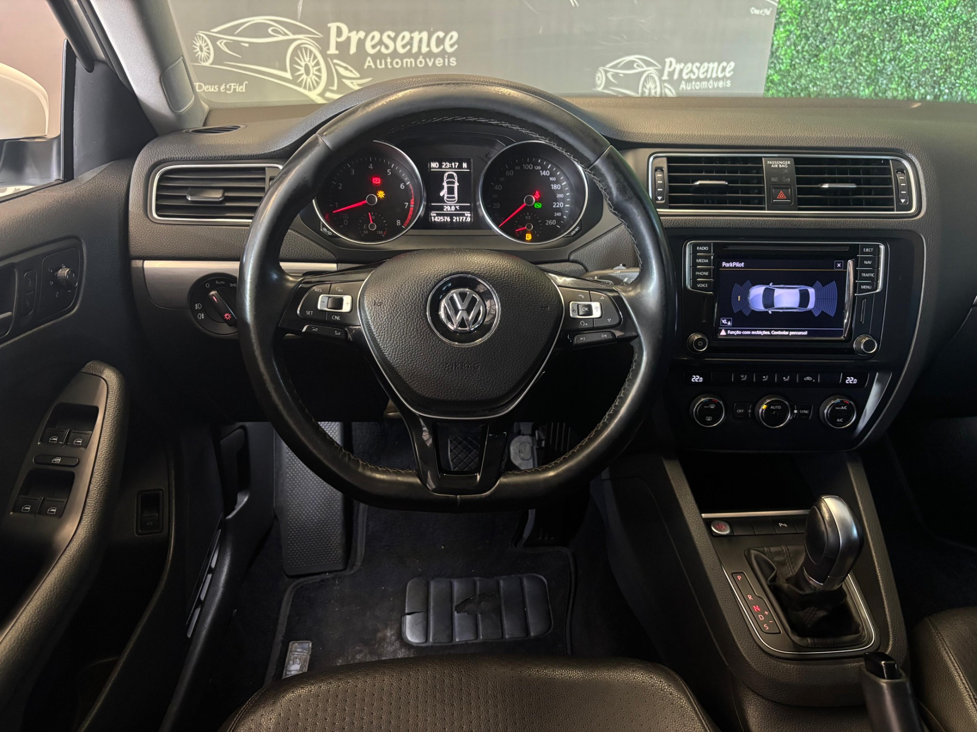 Volkswagen Jetta Comfortline 1.4 TSI 16V 4P Aut. - foto 7