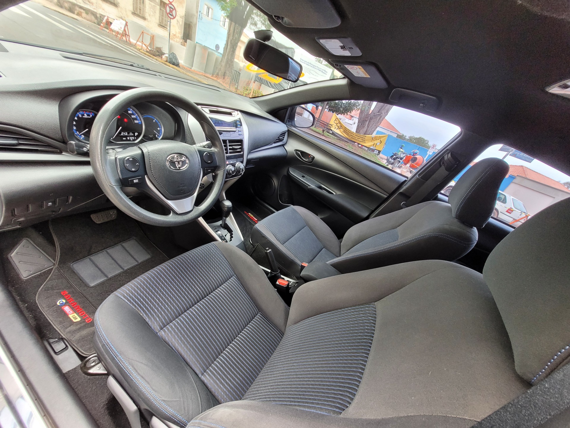 Toyota Yaris Xl Live 1.3 Flex 16V 5P Aut. - foto 5