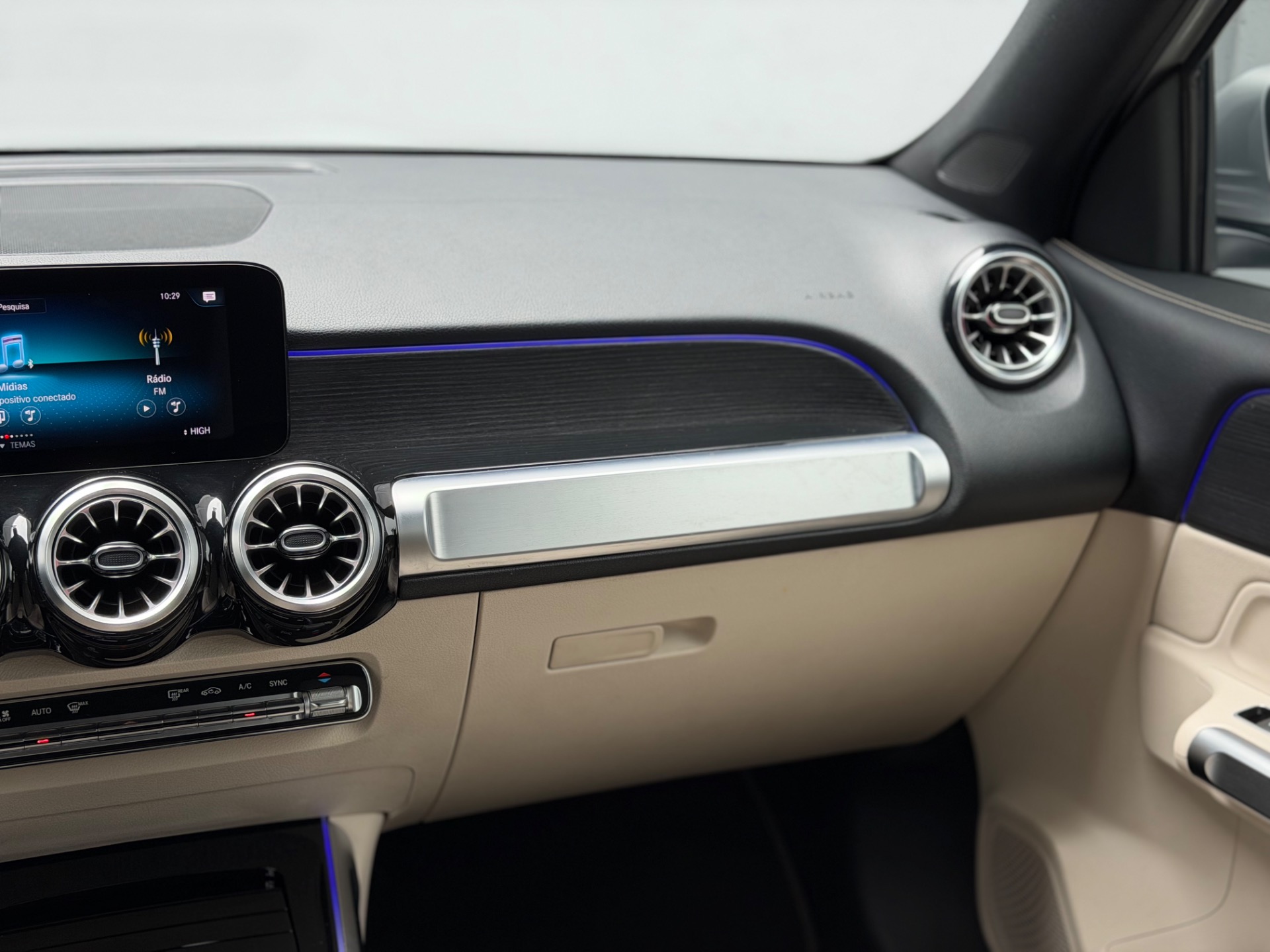 Mercedes-Benz GLB 200 Advance 1.3 Tb 16V Aut. - foto 7