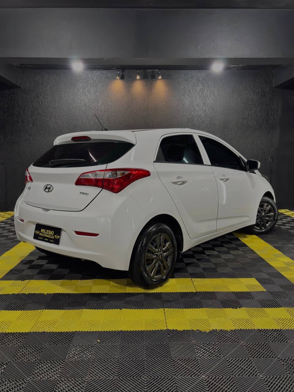 Hyundai HB20 Copa Do Mundo 1.0 Flex 12V Mec. - foto 5