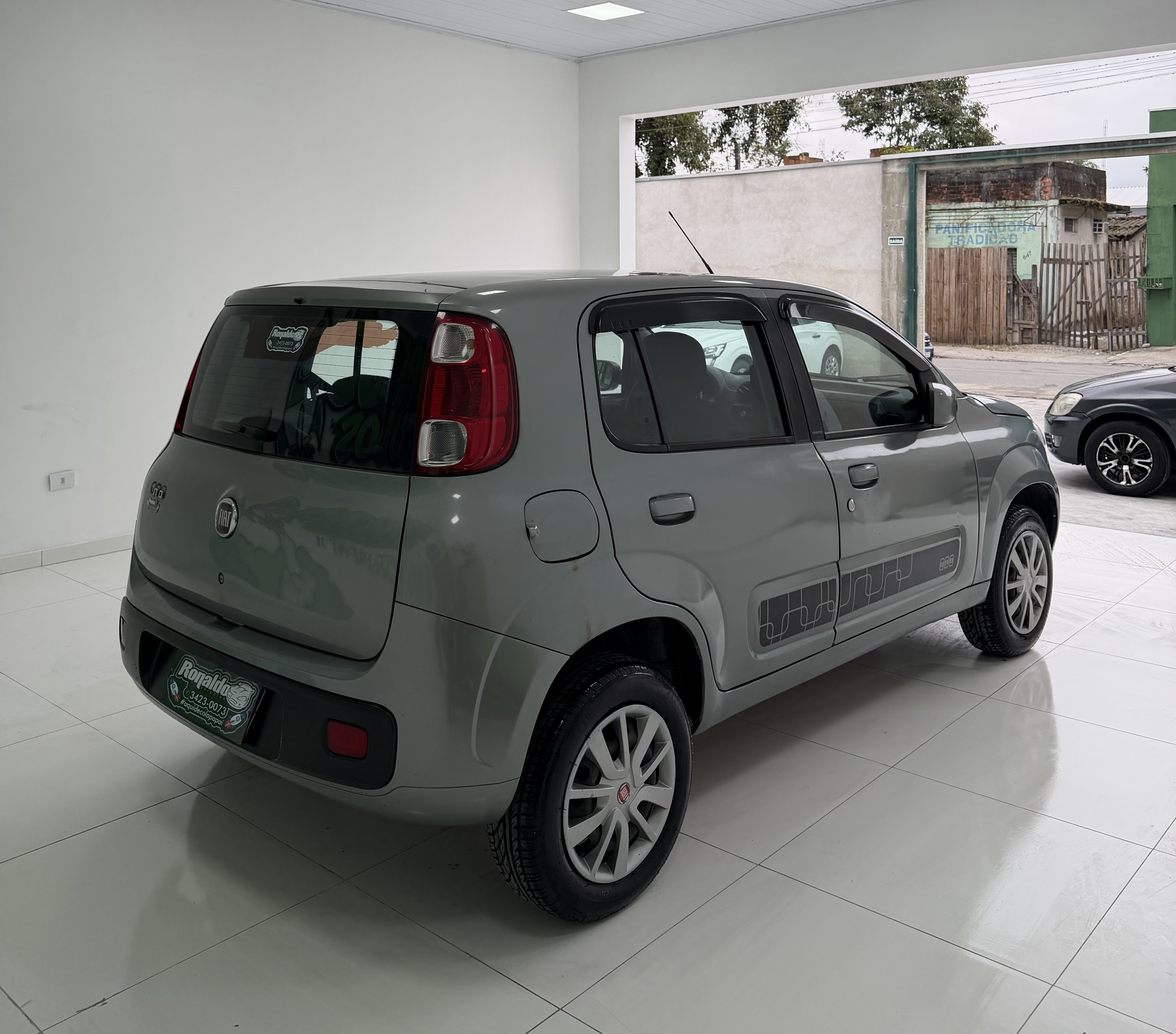 Fiat Uno Vivace Celeb. 1.0 Evo F.flex 8V 5P - foto 10