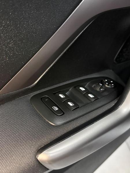 Peugeot 208 Griffe 1.6 Flex 16V 5P Aut. - foto 7