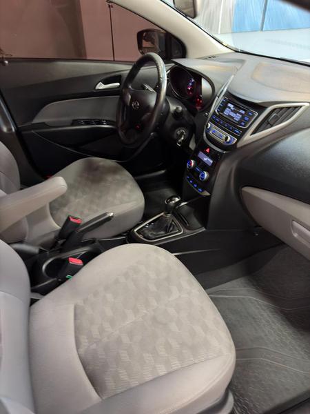Hyundai HB20S Premium 1.6 Flex 16V Aut. 4P - foto 11
