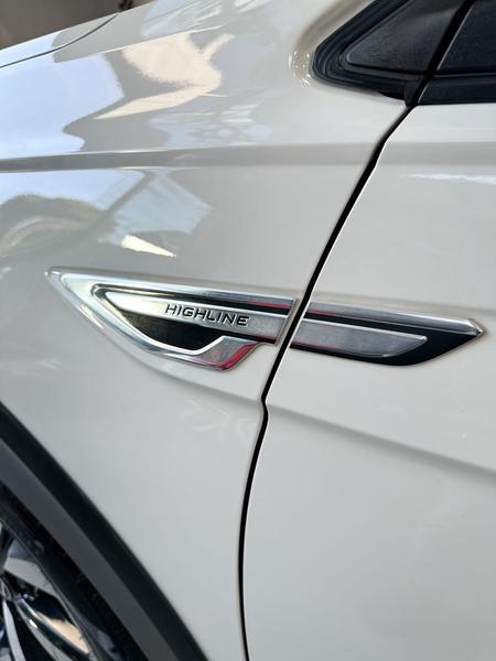 Volkswagen Nivus Highline 1.0 200 TSI Flex Aut. - foto 7