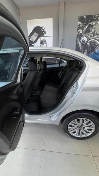 Fiat Cronos Precision 1.3 8V Flex Aut. - foto 5