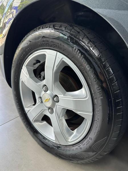 Chevrolet Onix Hatch LT 1.4 8V Flexpower 5P Mec. - foto 9