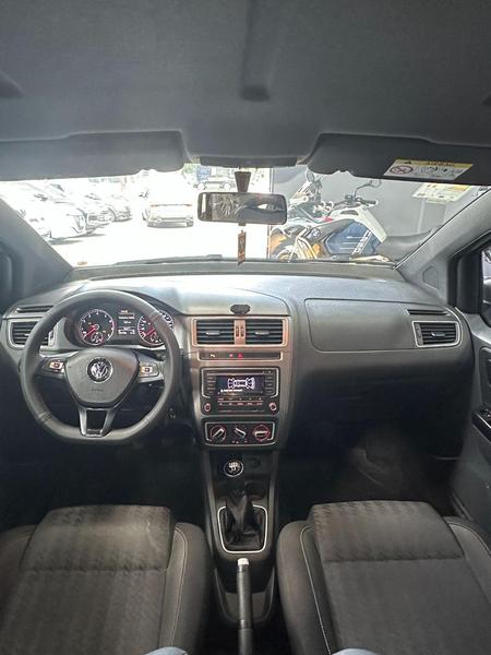 Volkswagen Fox Track 1.0 Flex 12V 5P - foto 8