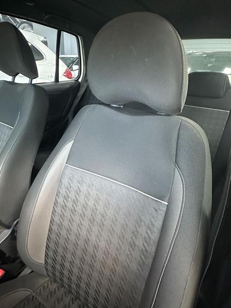 Volkswagen Fox Track 1.0 Flex 12V 5P - foto 14
