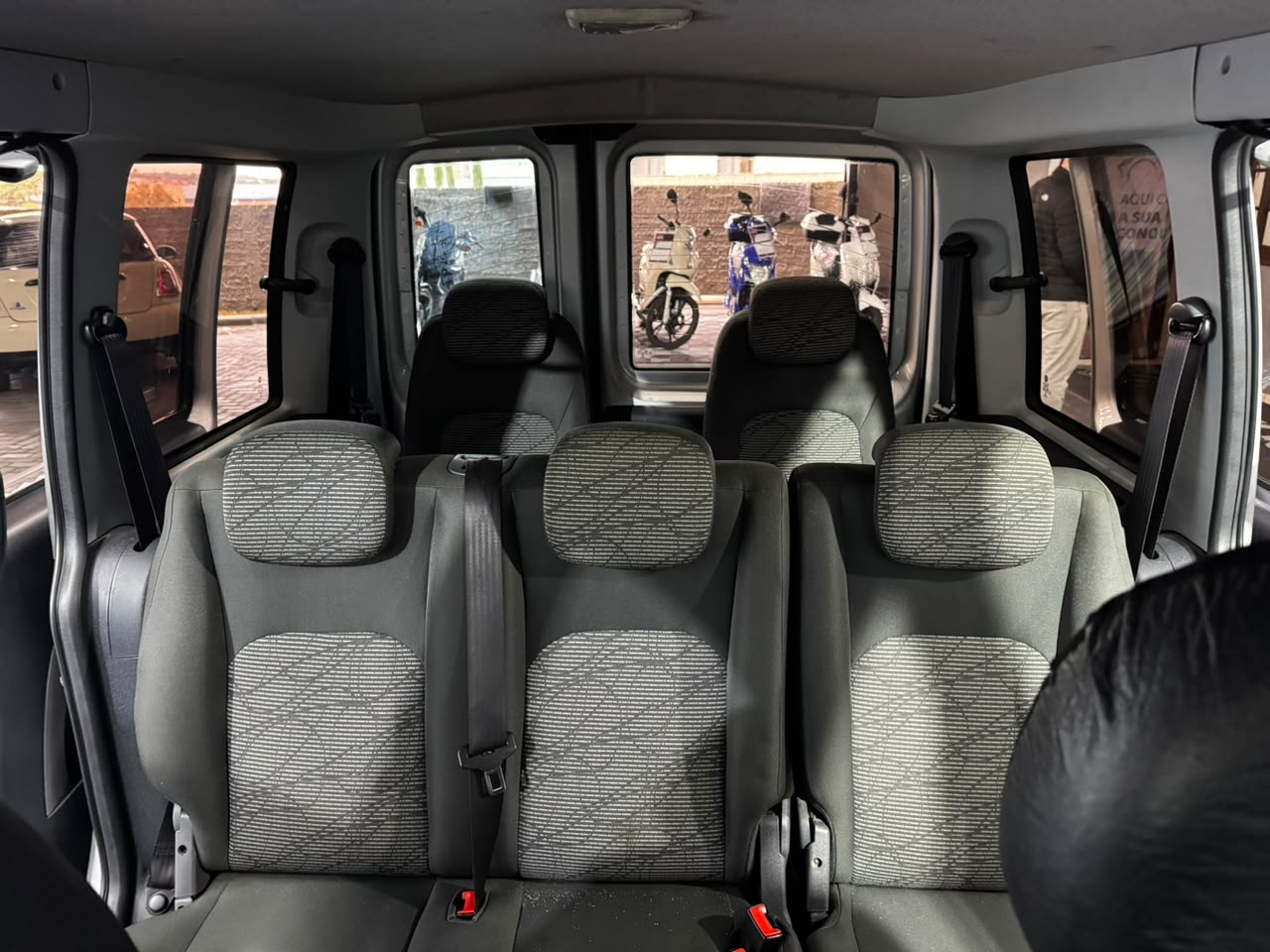 Fiat Doblo " 7 Lugares " - foto 17