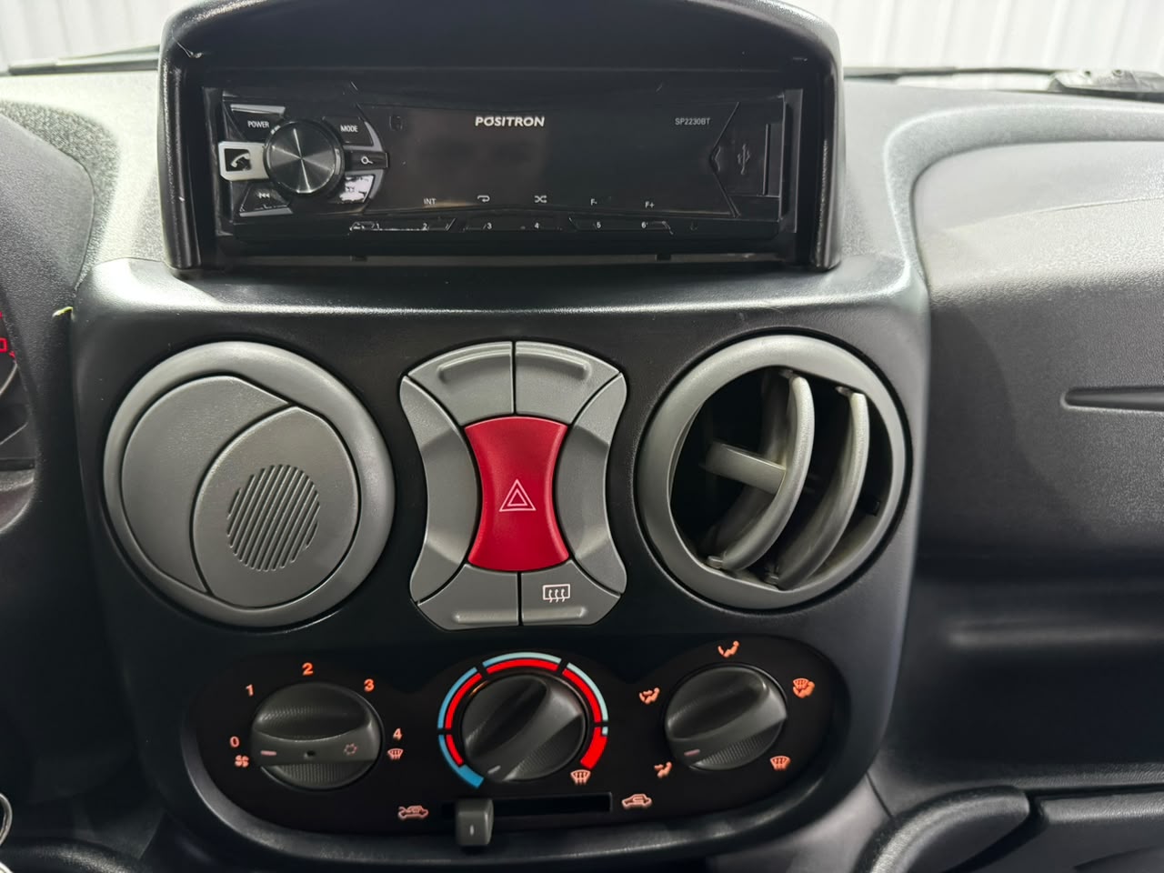 Fiat Doblo " 7 Lugares " - foto 14
