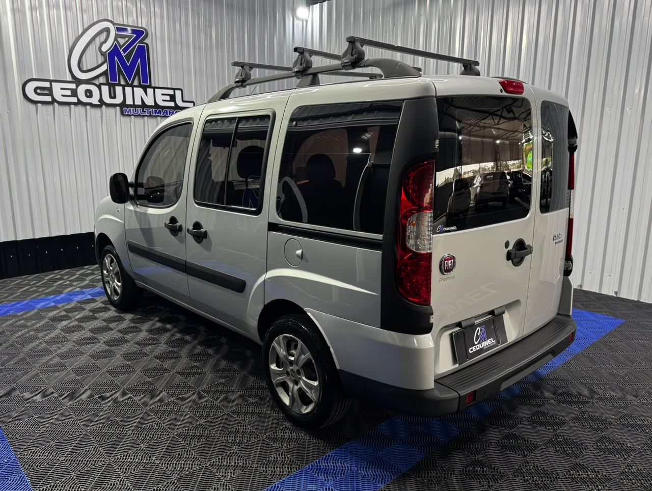 Fiat Doblo " 7 Lugares " - foto 6