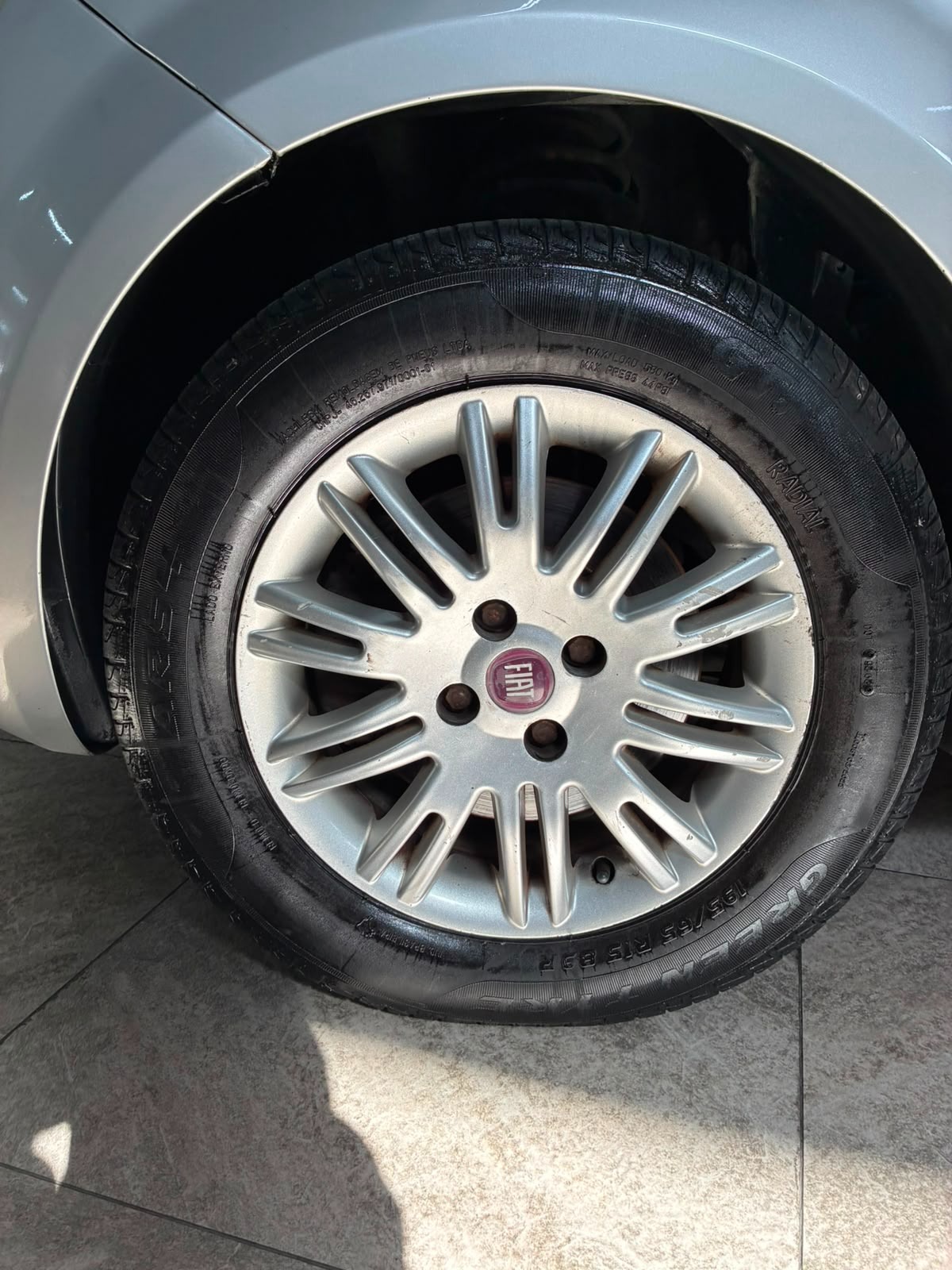 Fiat LINEA Essence 1.8 Flex 16V 4P - foto 7
