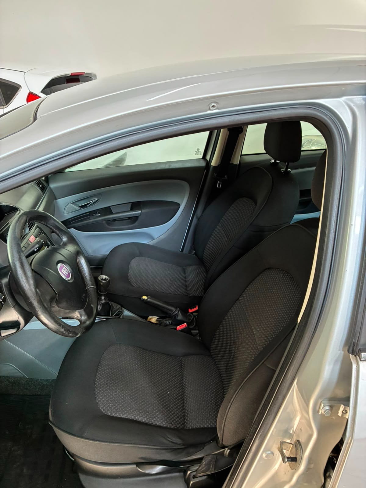 Fiat LINEA Essence 1.8 Flex 16V 4P - foto 6