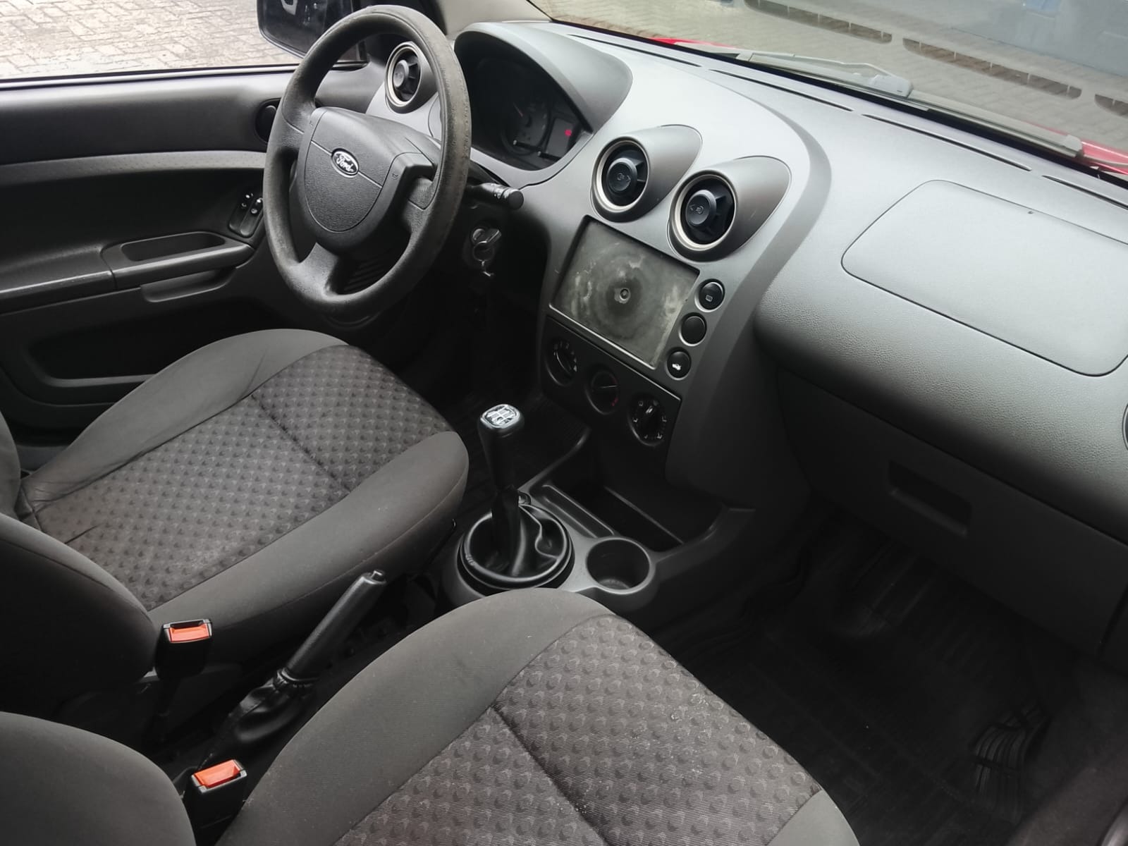 Ford Fiesta Personnalité 1.0 8V 66cv 5P - foto 9