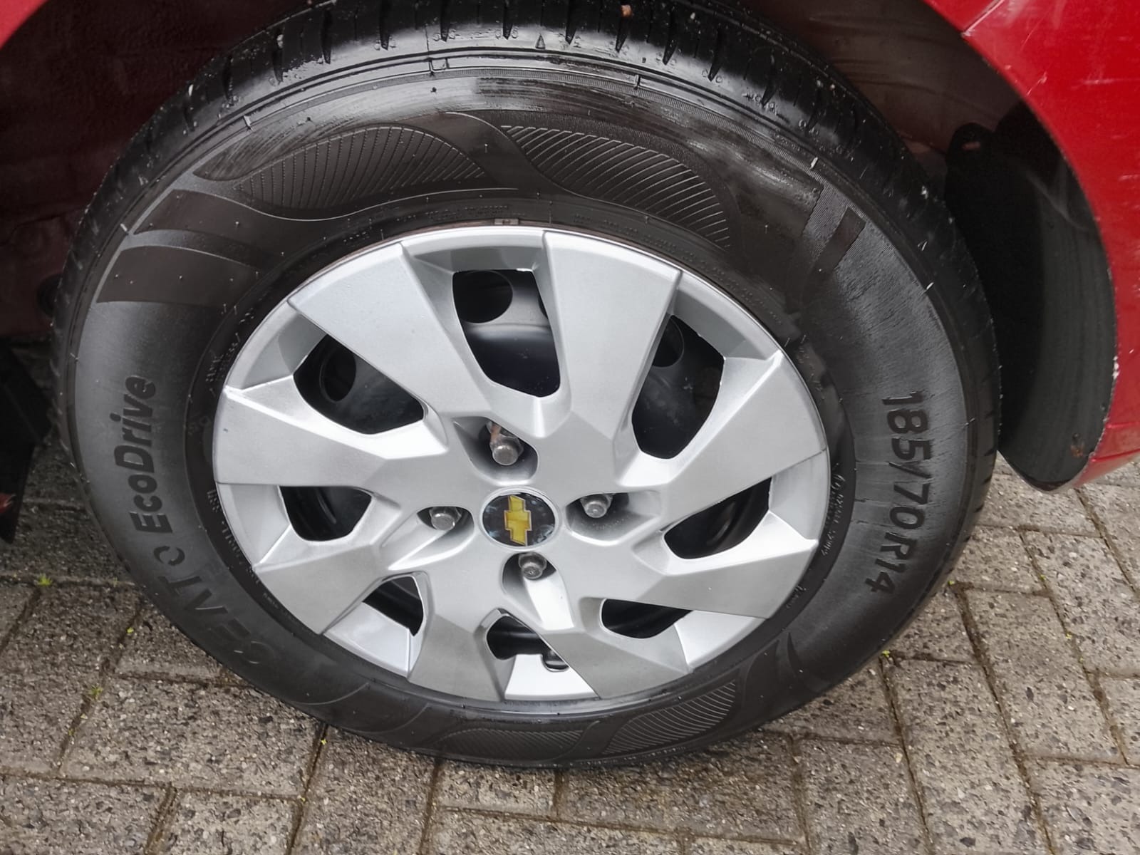 Chevrolet Onix Hatch Joy 1.0 8V Flex 5P Mec. - foto 18