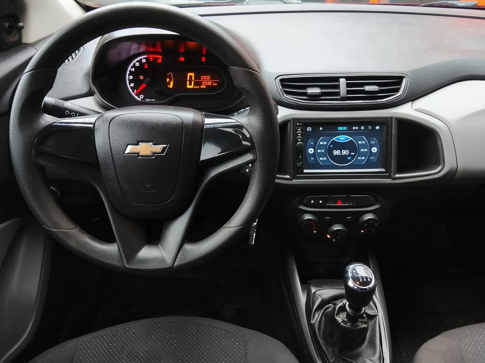 Chevrolet Onix Hatch Joy 1.0 8V Flex 5P Mec. - foto 5