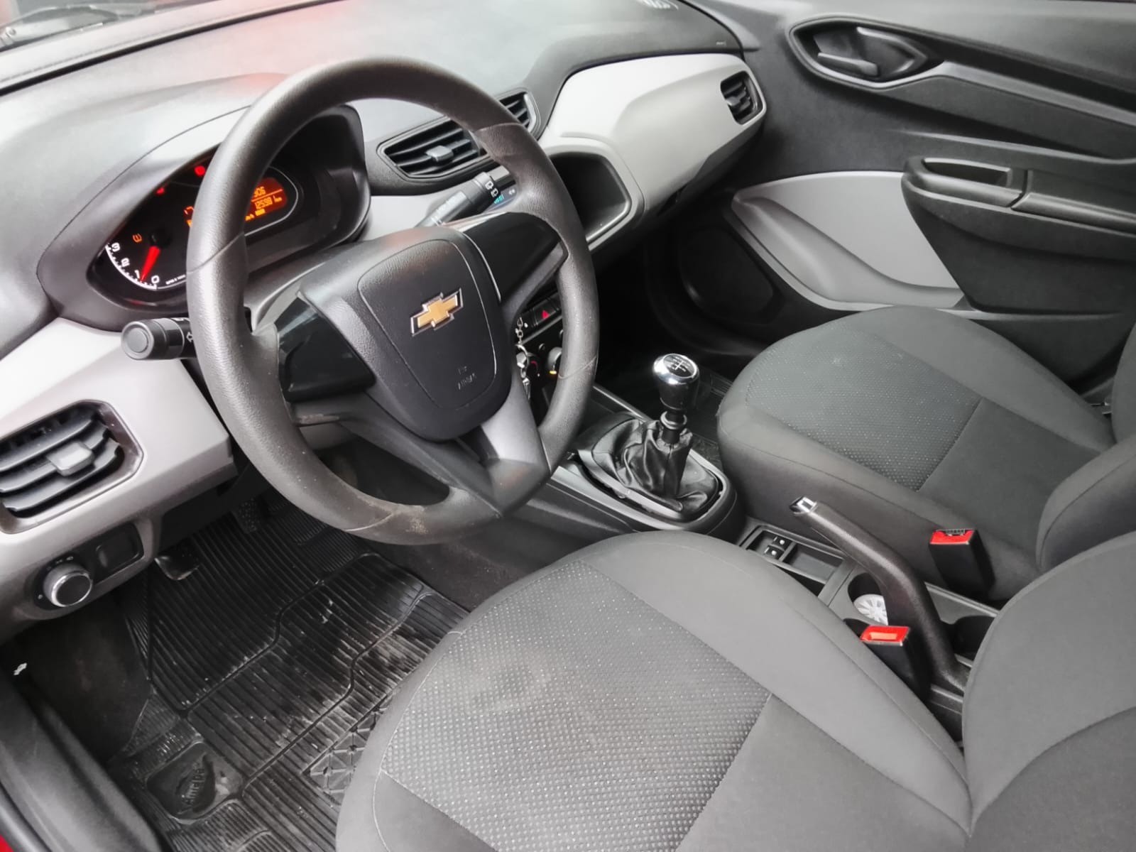 Chevrolet Onix Hatch Joy 1.0 8V Flex 5P Mec. - foto 7