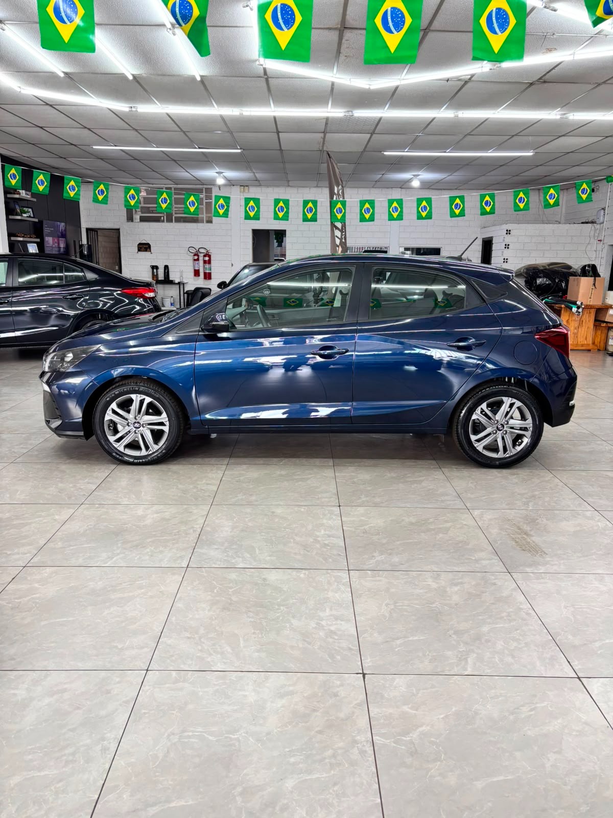Hyundai HB20 Comf. Plus Tech 1.0 Tb Flex 12V Automático - foto 8