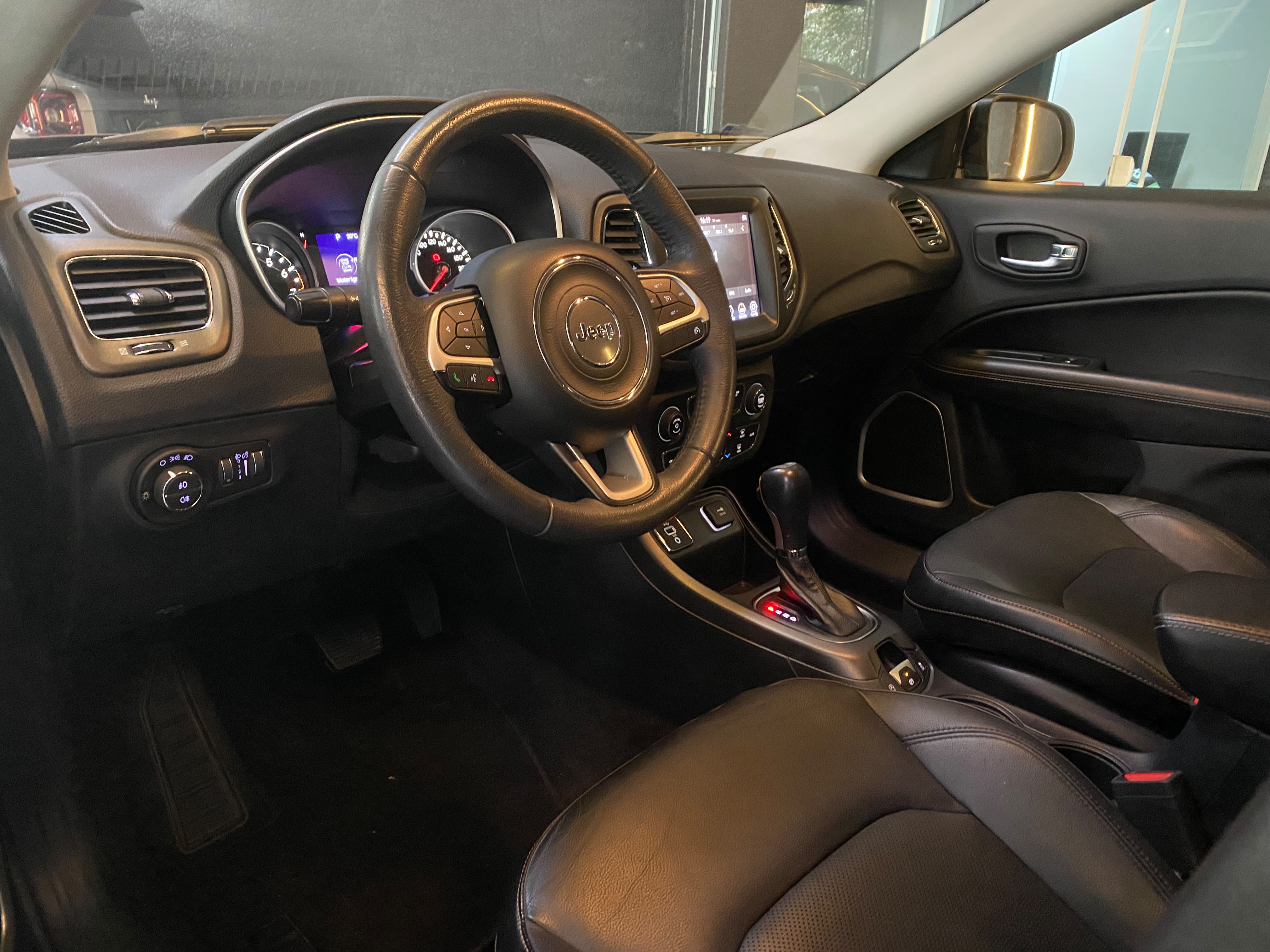 Jeep Compass Longitude 2.0 4X2 Flex 16V Aut. - foto 19