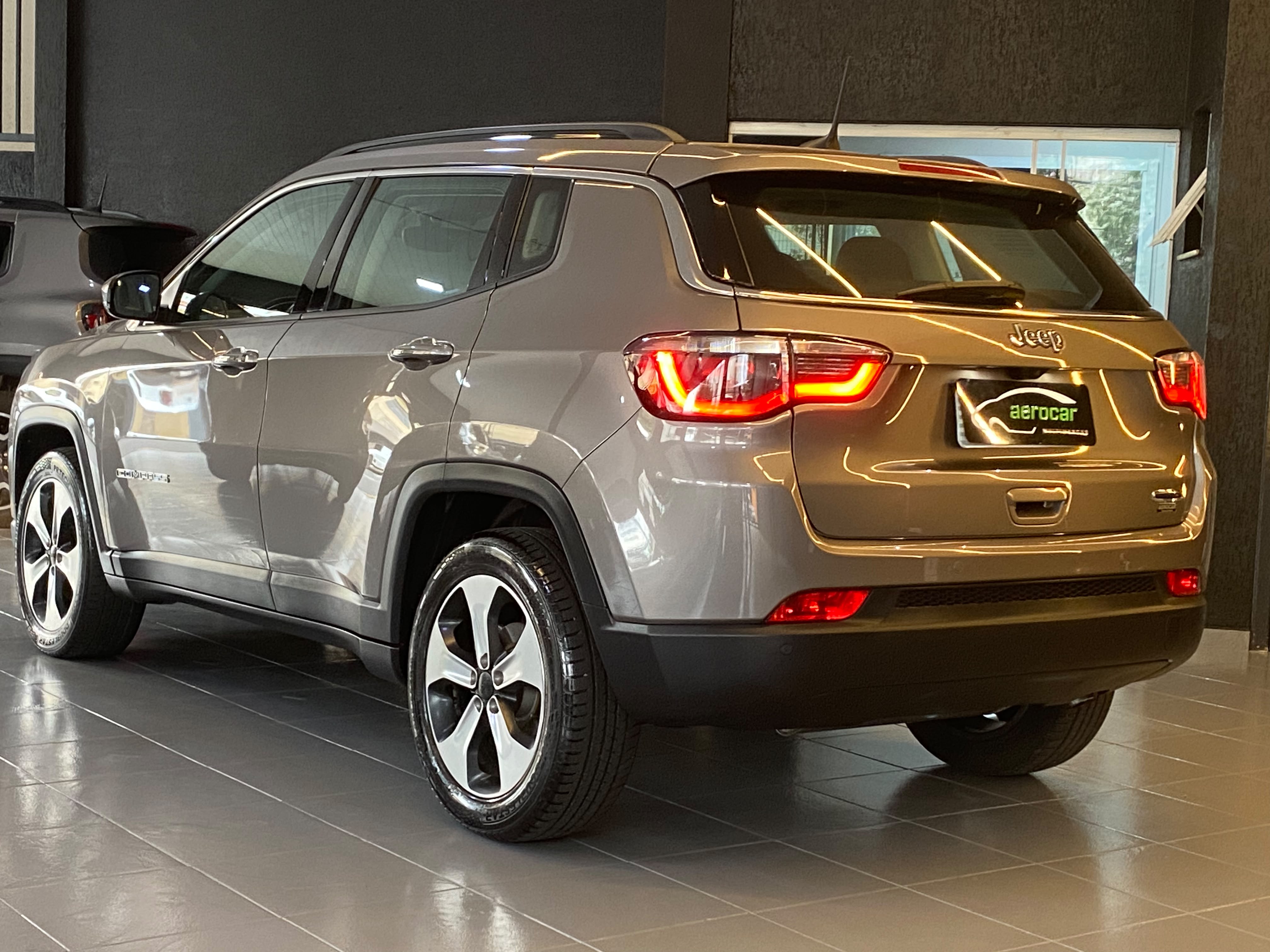 Jeep Compass Longitude 2.0 4X2 Flex 16V Aut. - foto 5