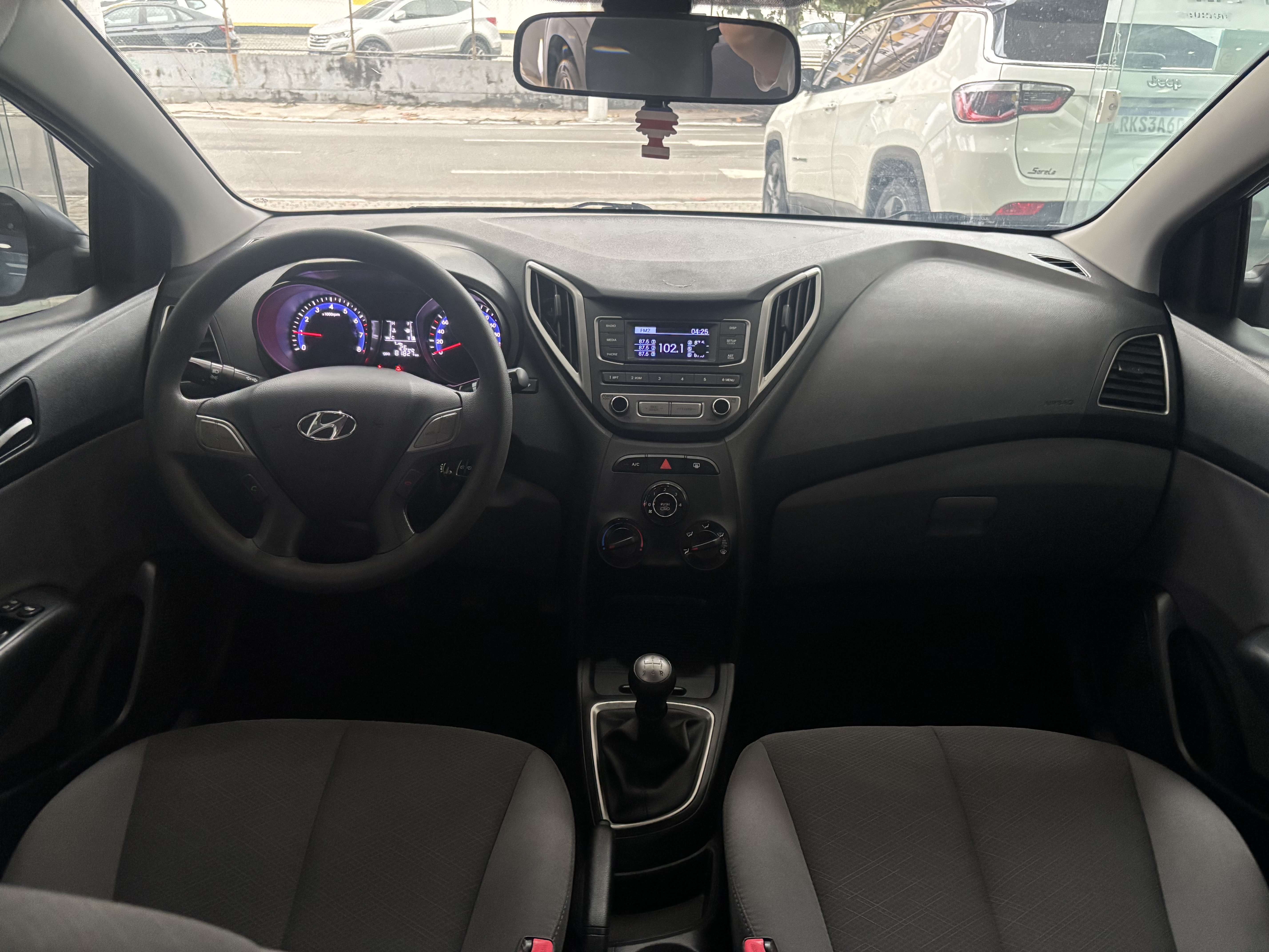 Hyundai HB20S C.plus C.style1.0 Flex 12V Mec. 4P - foto 7