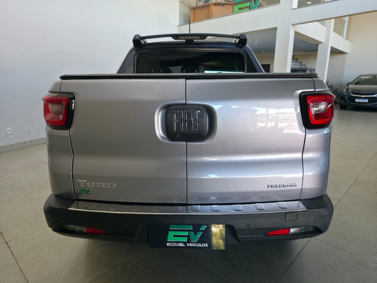 Fiat Toro Freedom 1.8 16V Flex Aut. - foto 6