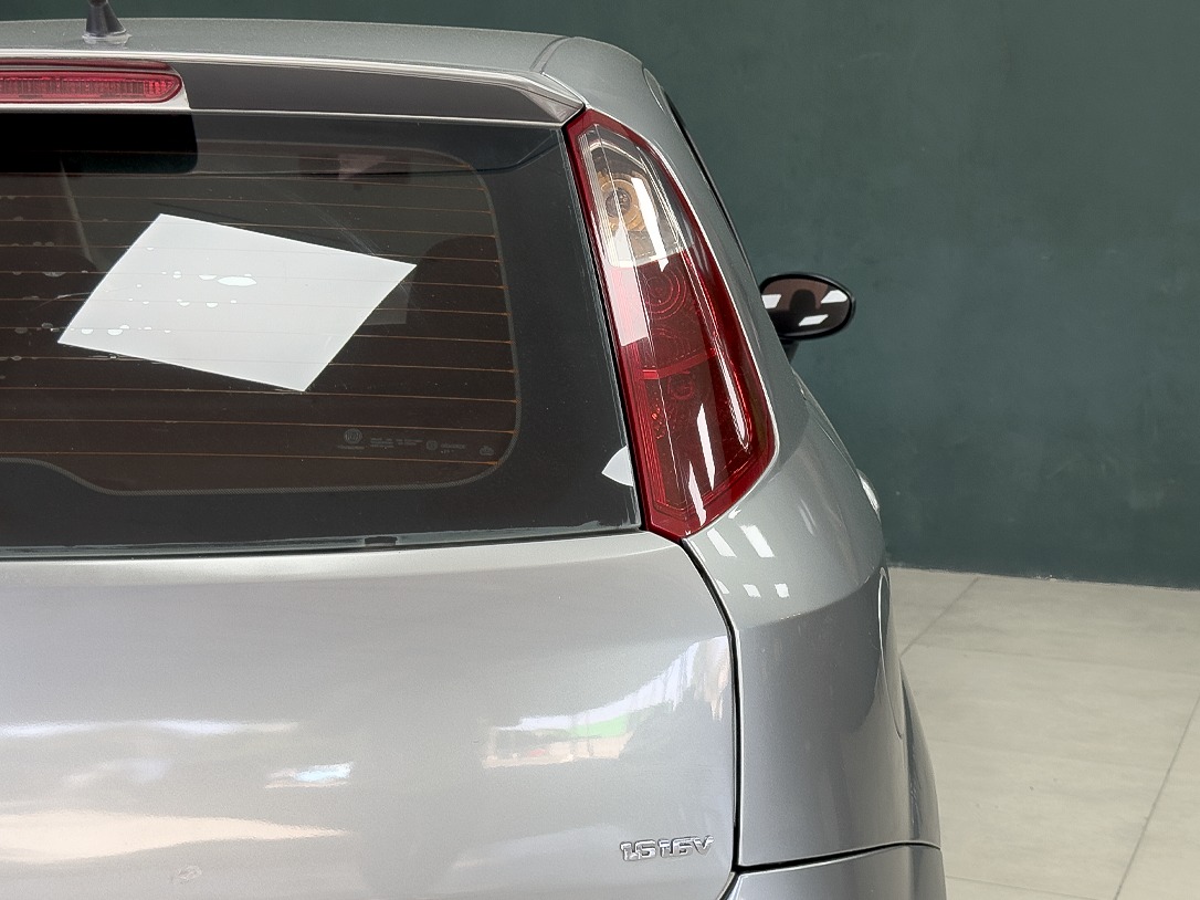 Fiat Punto Essence 1.6 Flex 16V 5P - foto 10