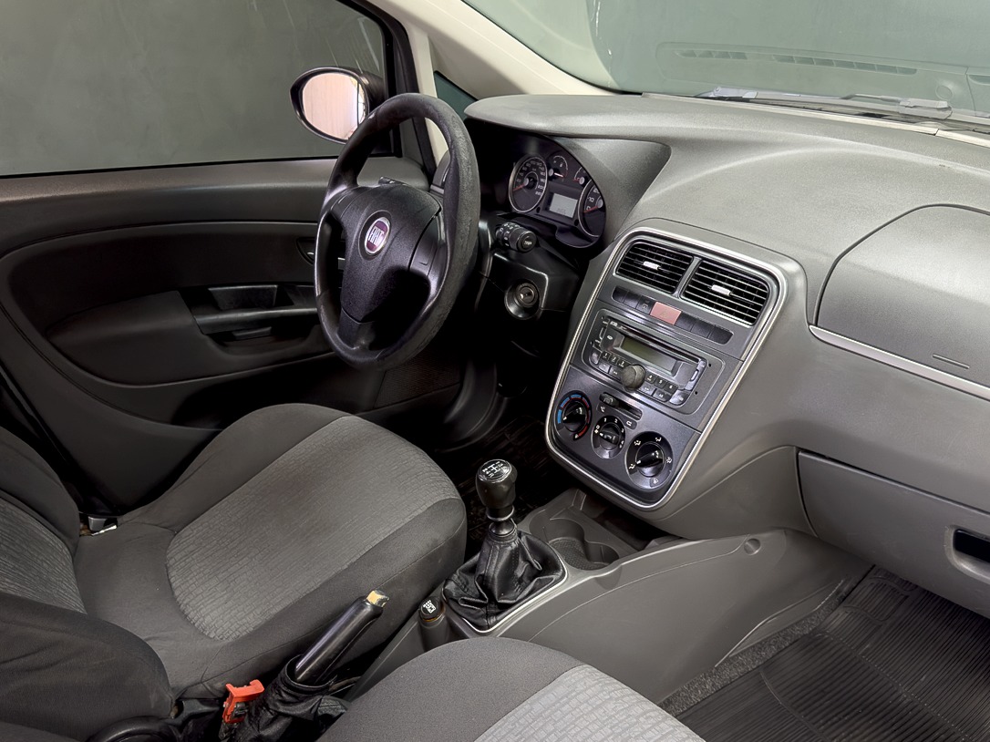 Fiat Punto Essence 1.6 Flex 16V 5P - foto 4