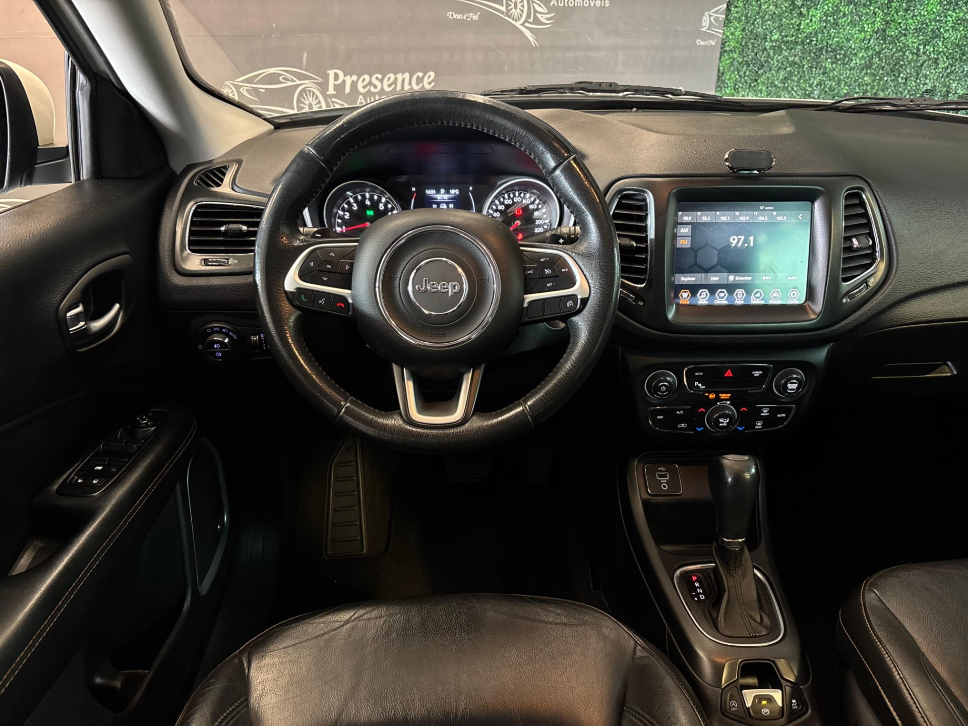 Jeep Compass Longitude 2.0 4X2 Flex 16V Aut. - foto 10