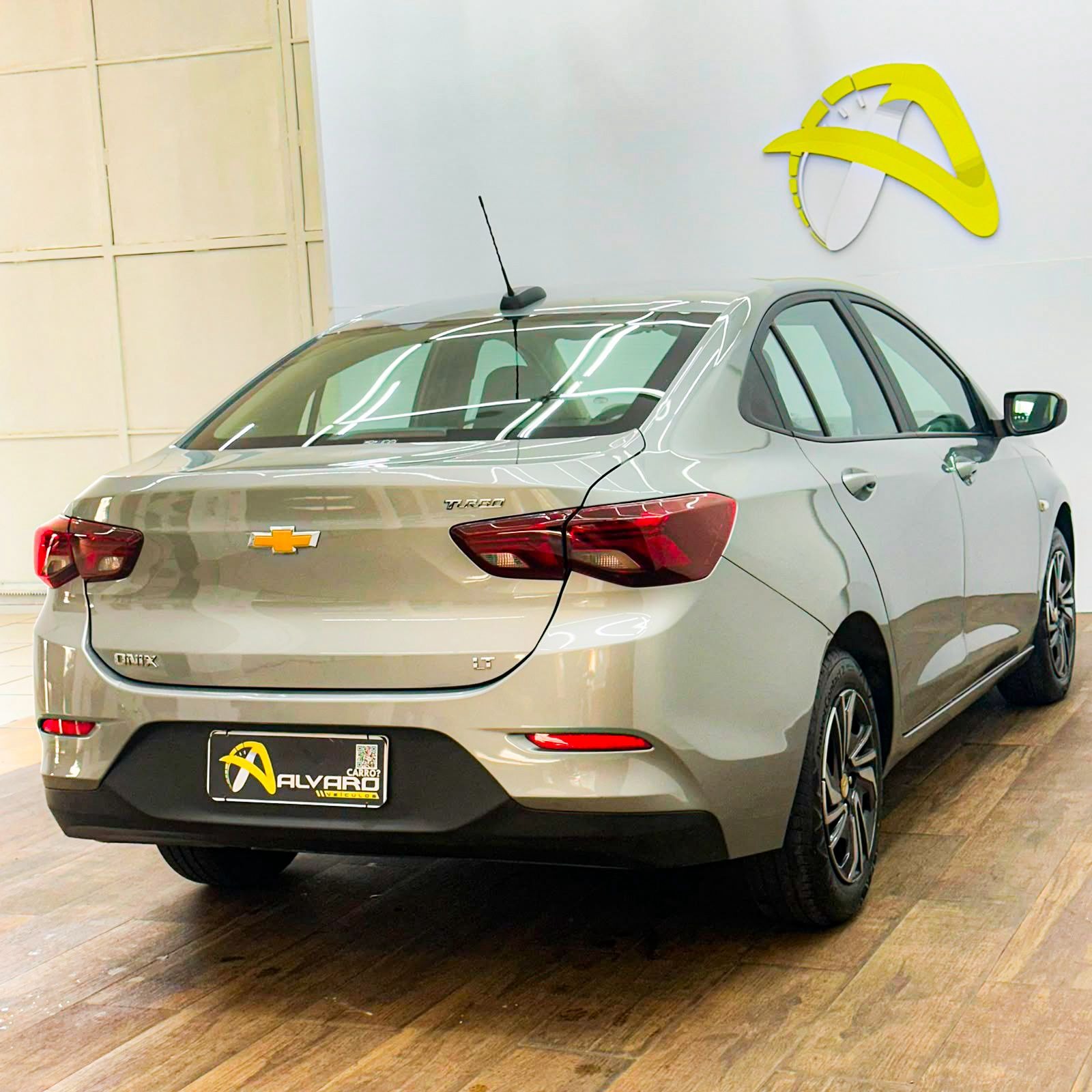 Chevrolet Onix Plus Plus LT 1.0 12V Tb Flex Aut. - foto 4