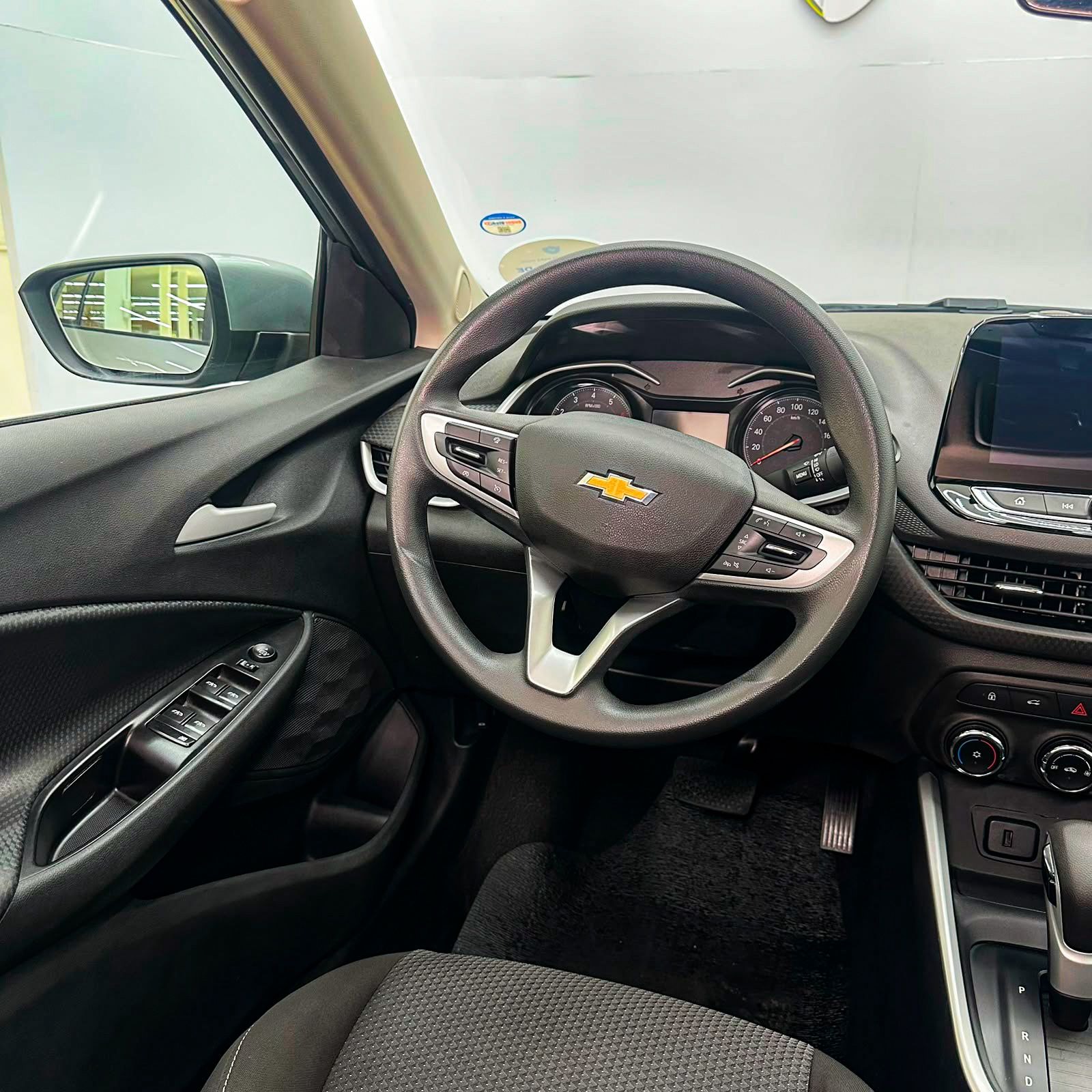 Chevrolet Onix Plus Plus LT 1.0 12V Tb Flex Aut. - foto 11