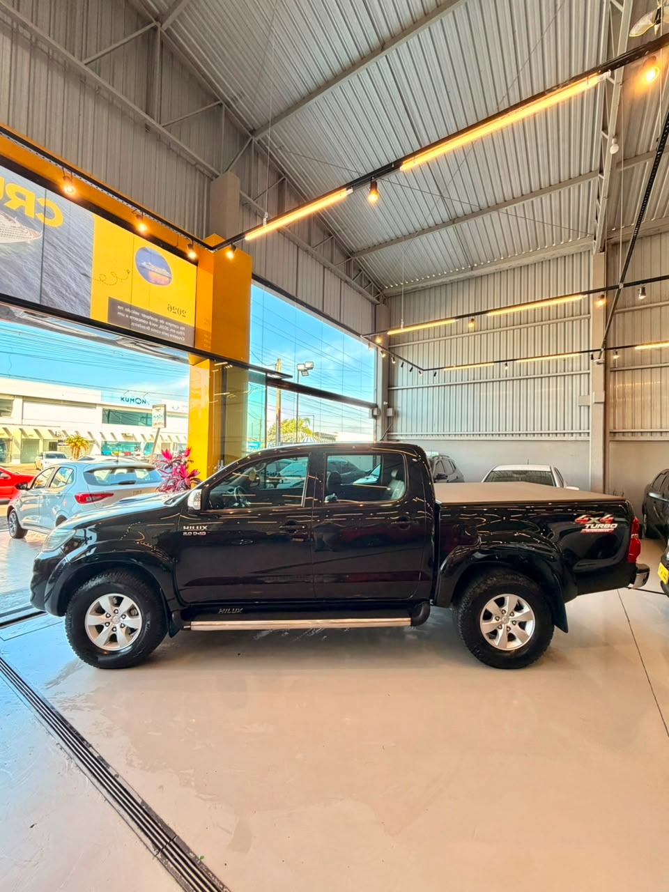 Toyota Hilux Cd Srv D4 D 4X4 3.0 TDI Diesel Automático - foto 2