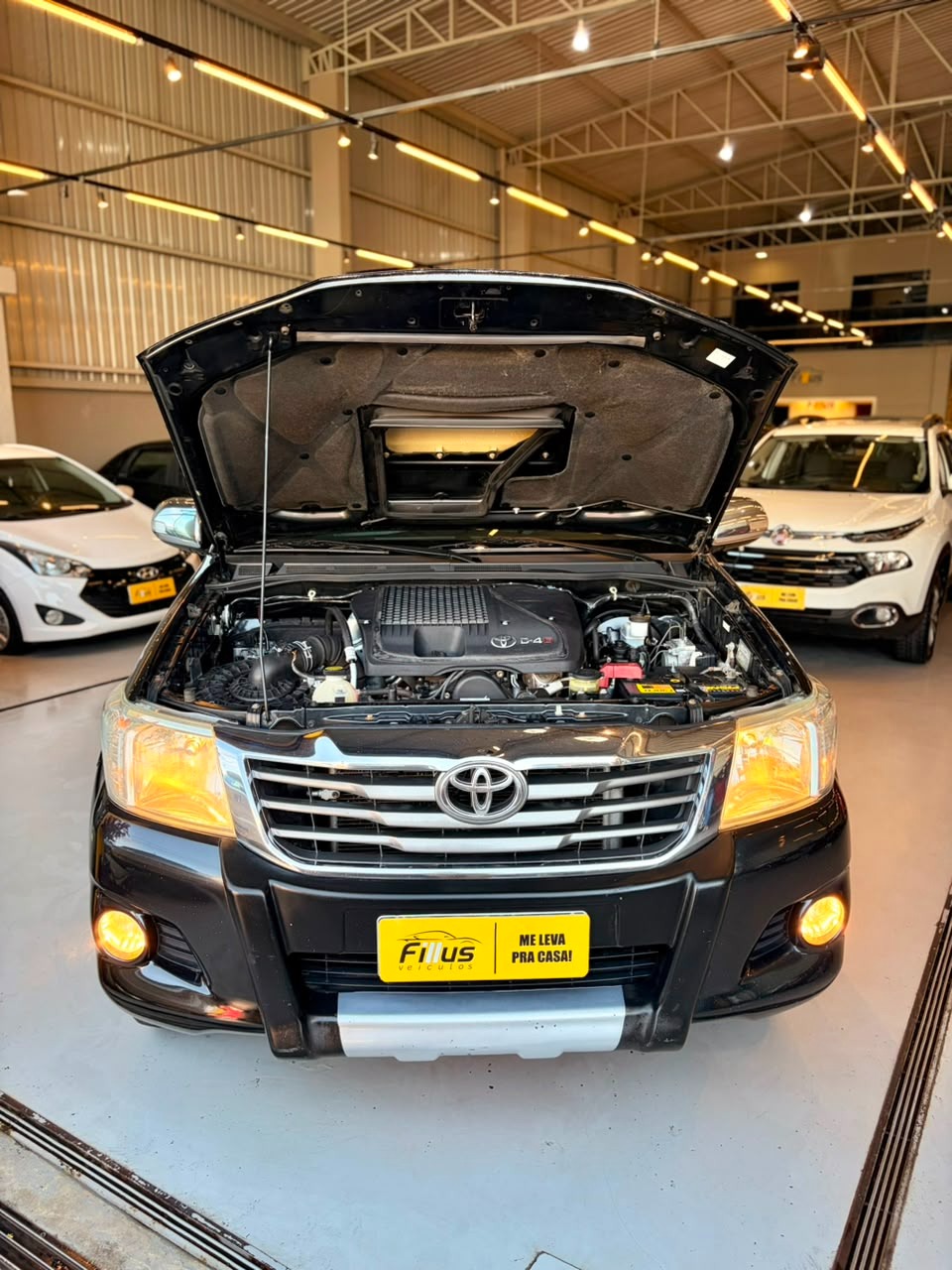 Toyota Hilux Cd Srv D4 D 4X4 3.0 TDI Diesel Automático - foto 4