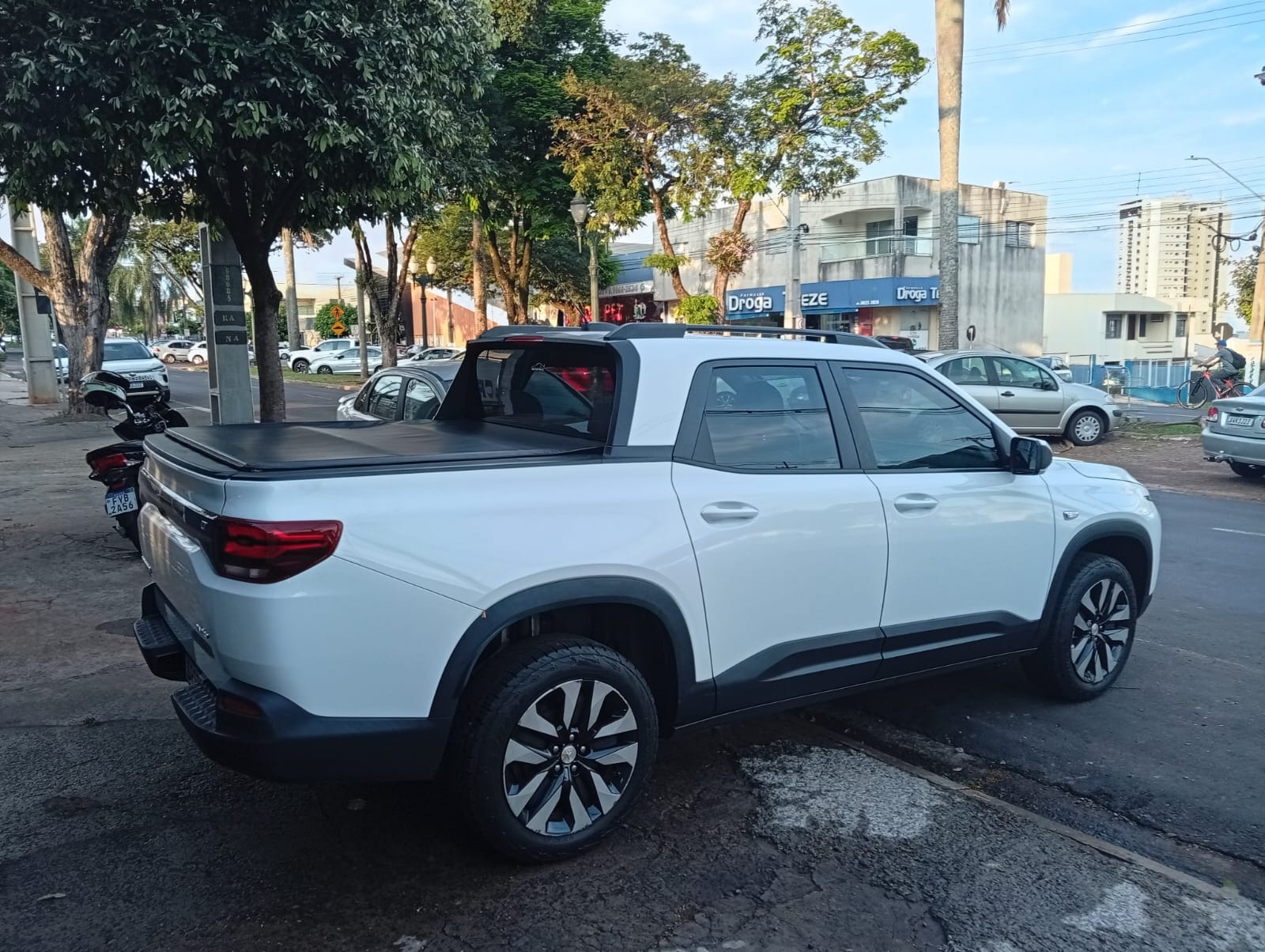 Chevrolet Montana LT 1.2 Turbo Flex 12V 4P Mec. - foto 4