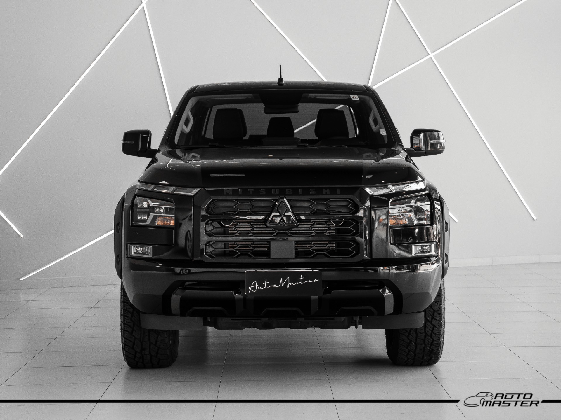Mitsubishi Triton Hpe 2.4 Cd 4X4 Tb Diesel Aut. - foto 3