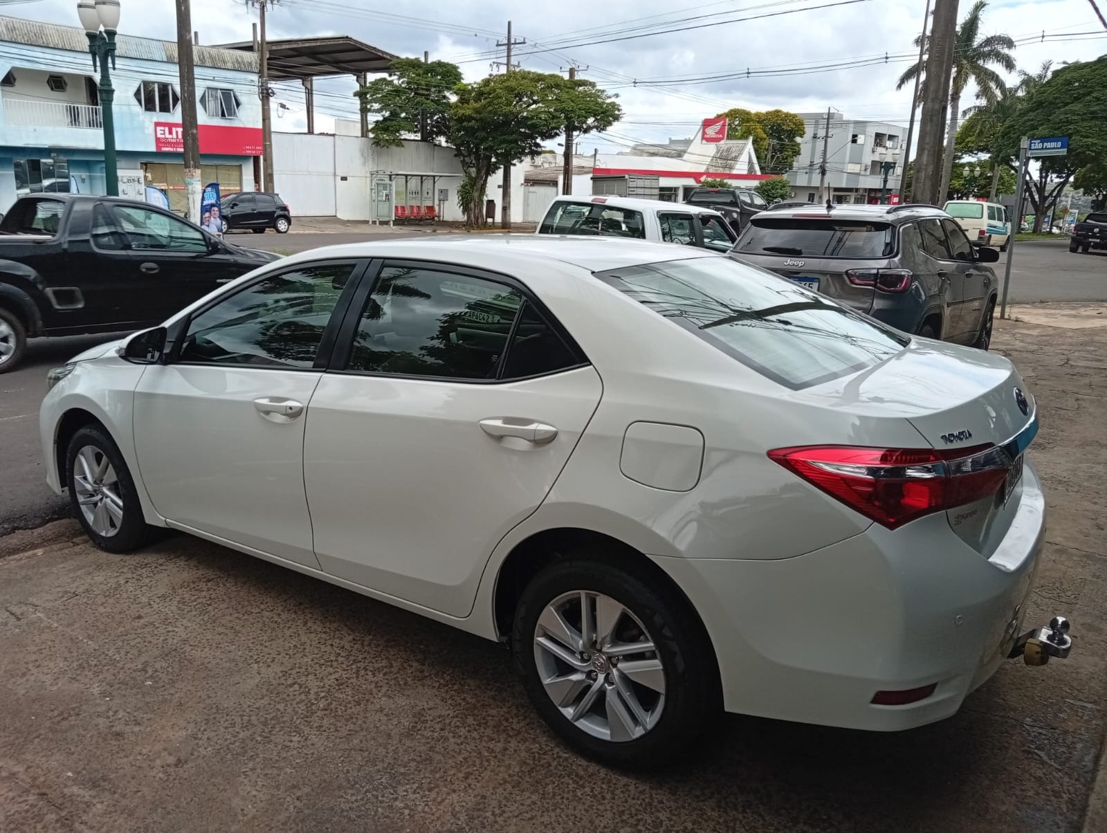 Toyota Corolla GLi 1.8 Flex 16V Aut. - foto 2
