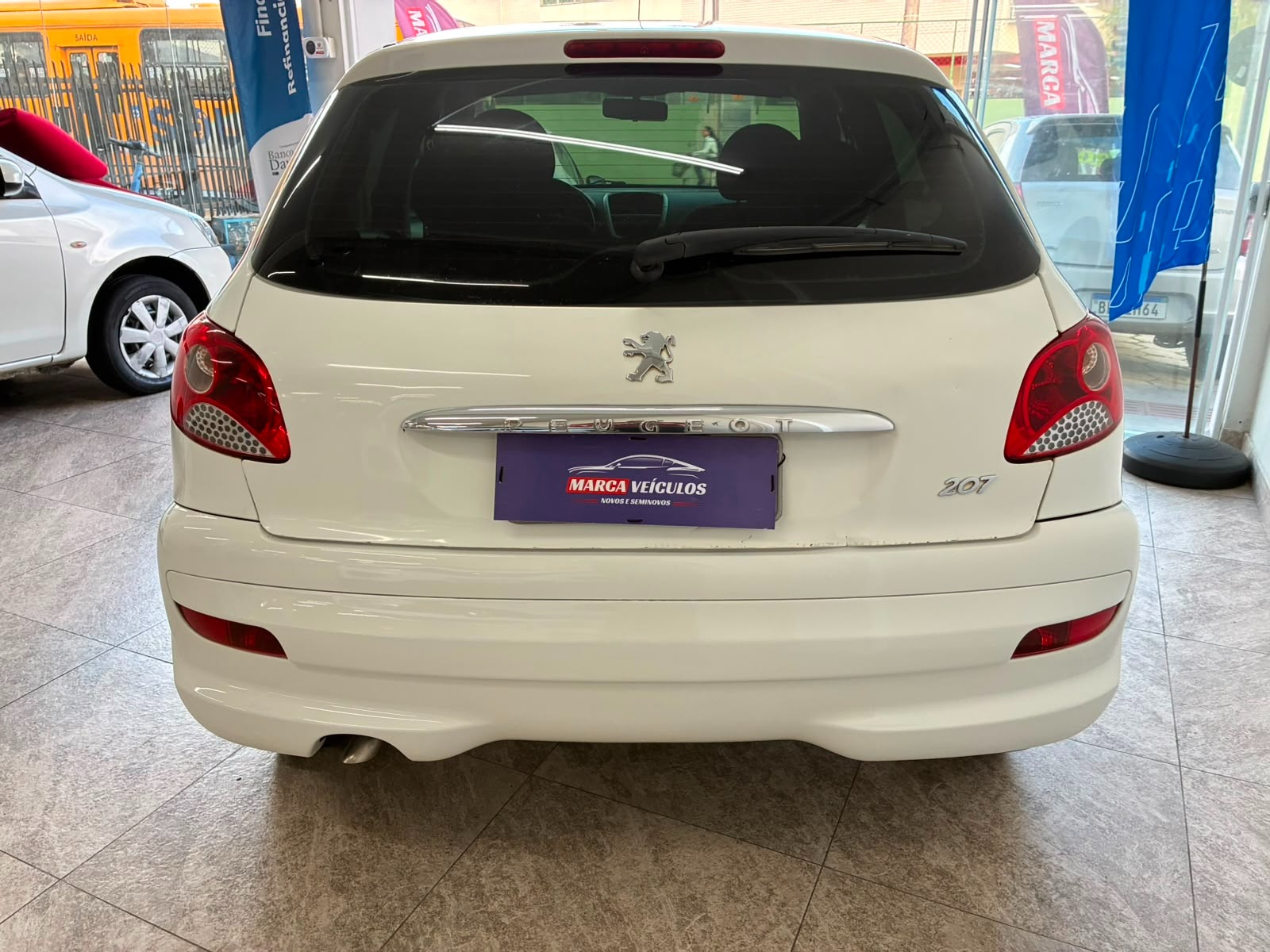 Peugeot 207 Active 1.4 Flex 8V 5P - foto 8