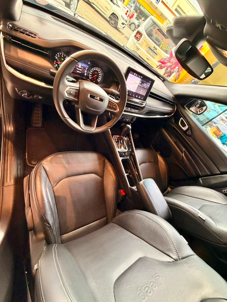 Jeep Compass Long. T270 1.3 Tb 4X2 Flex Aut. - foto 5