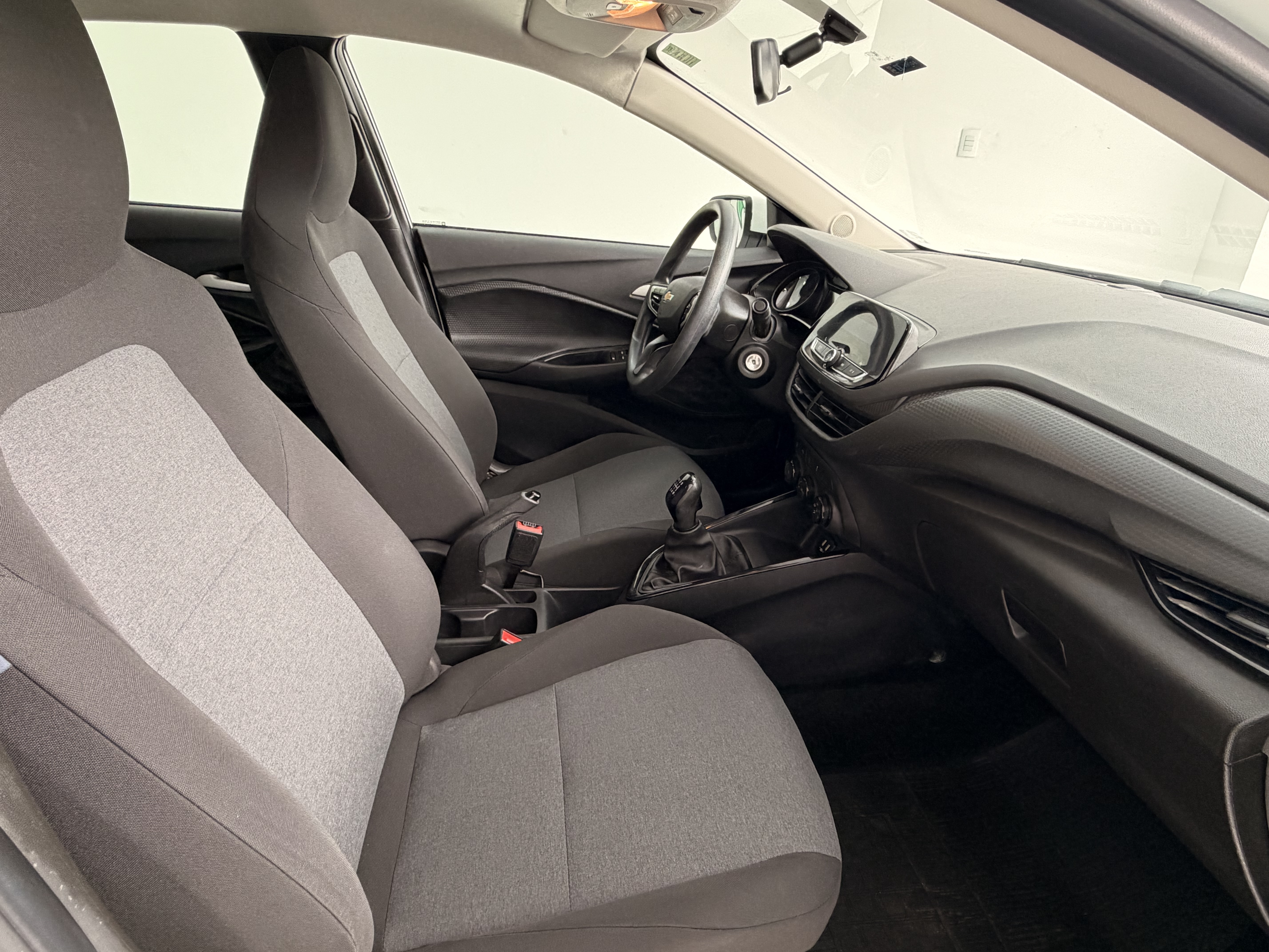 Chevrolet Onix Hatch 1.0 12V Flex 5P Mec. - foto 6
