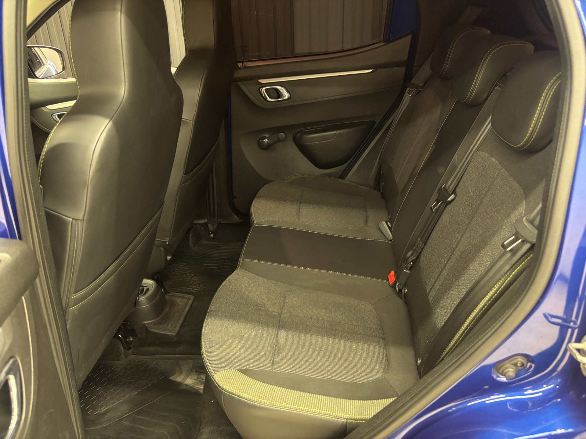 Renault Kwid Outsider 1.0 Flex 12V 5P Mec. - foto 17