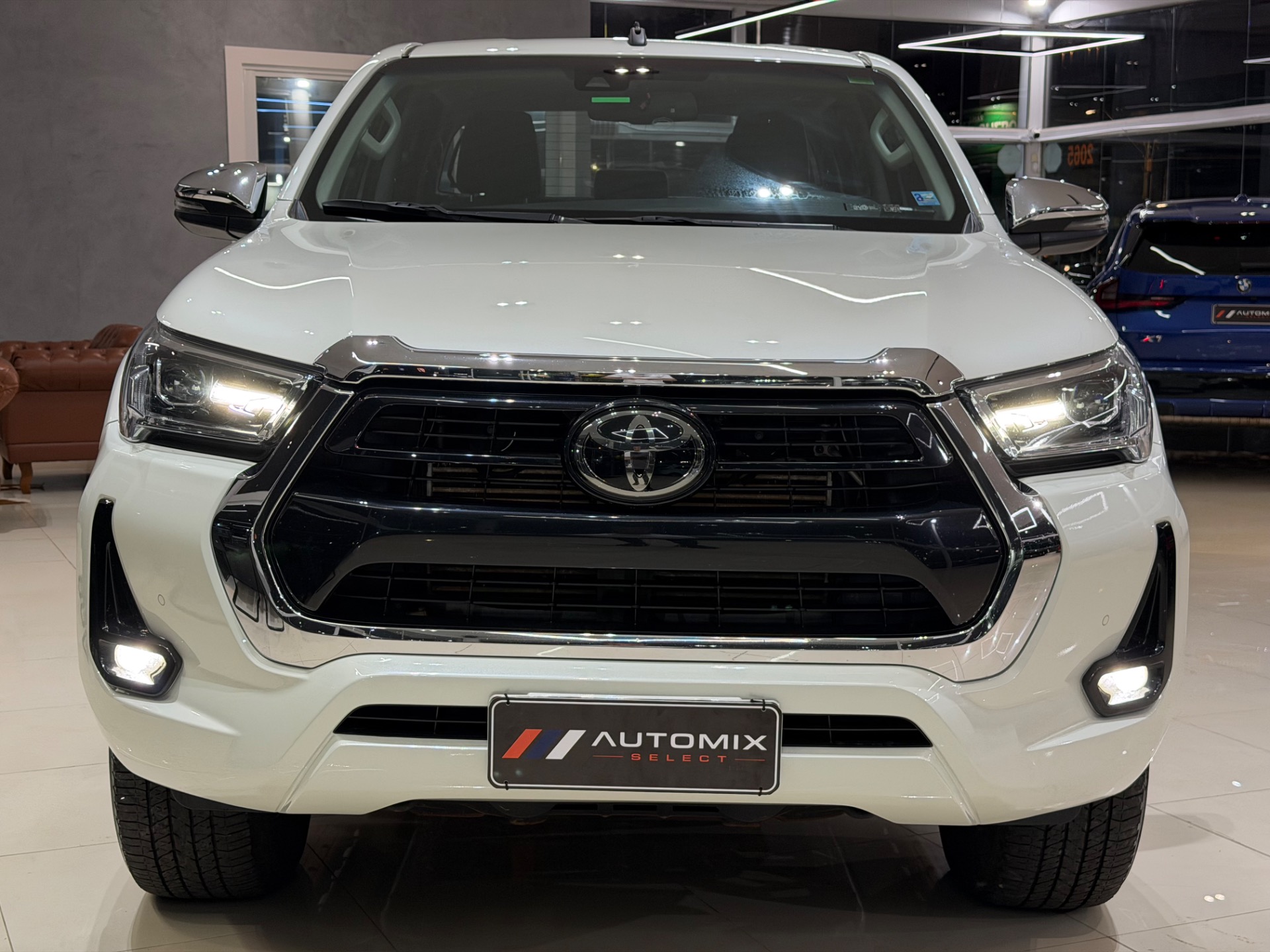 Toyota Hilux Cd Srx 4X4 2.8 TDI 16V Diesel Aut. - foto 3