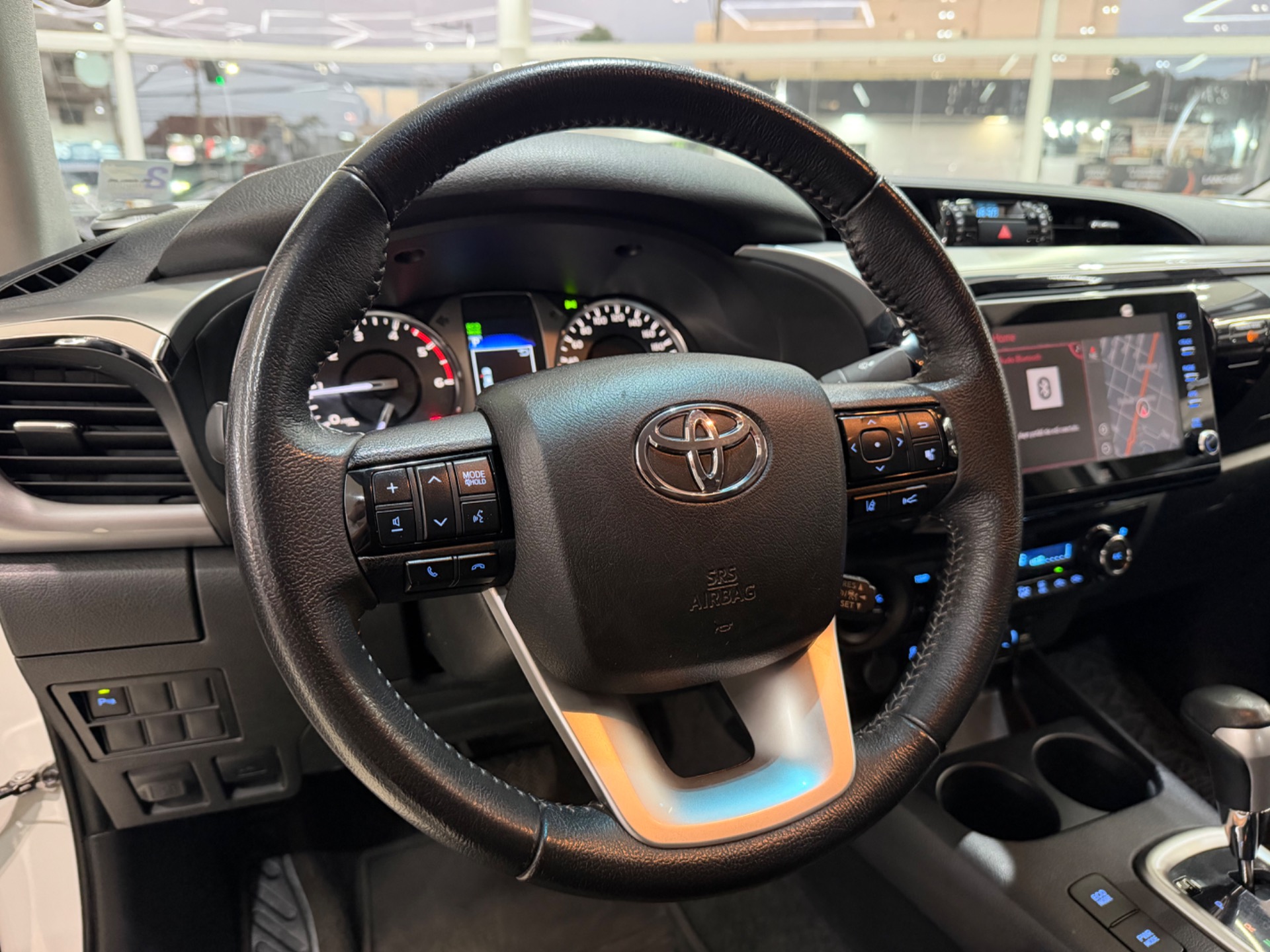 Toyota Hilux Cd Srx 4X4 2.8 TDI 16V Diesel Aut. - foto 15