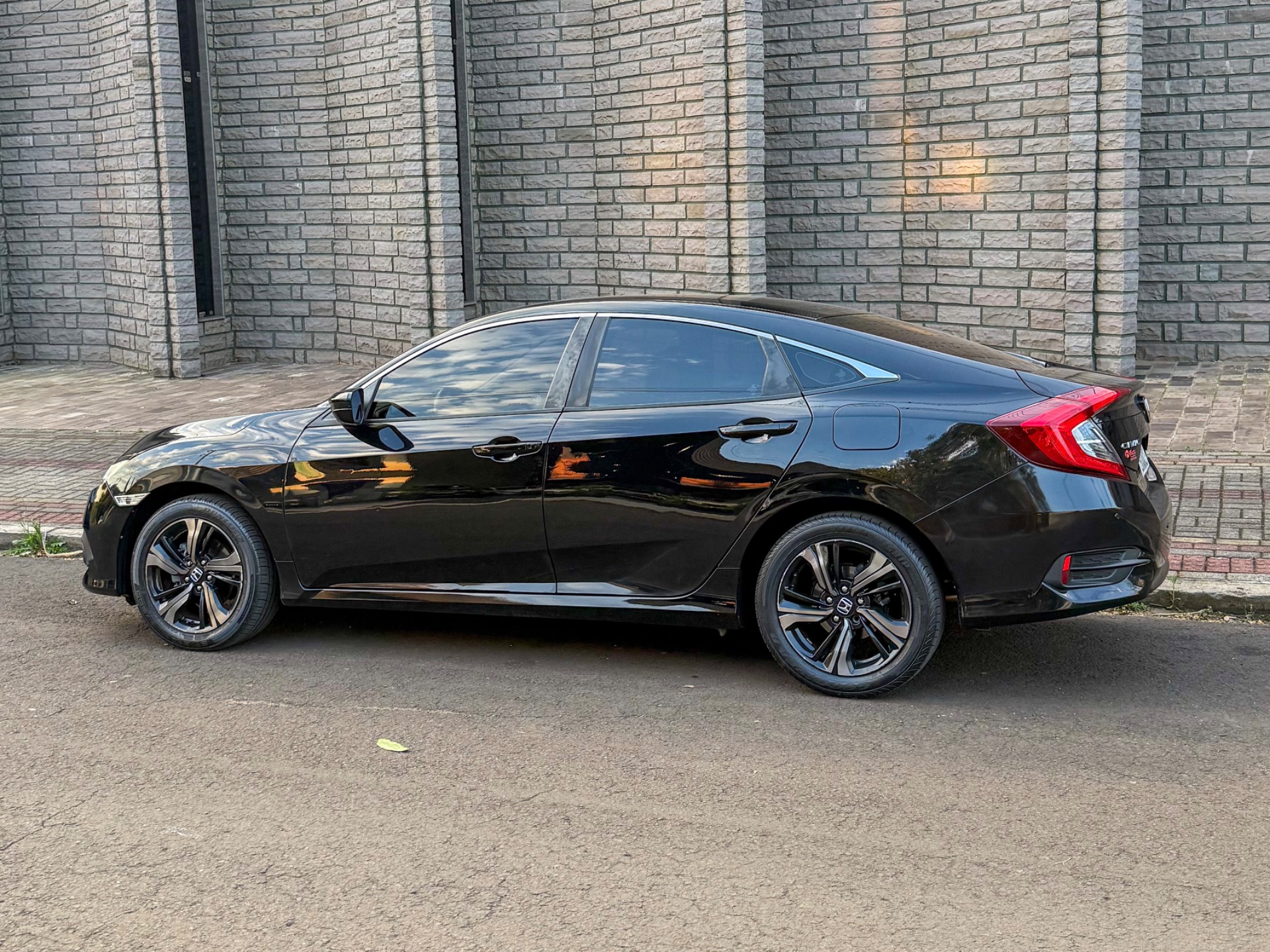 Honda Civic Sedan Sport 2.0 Flex 16V Aut.4p - foto 2