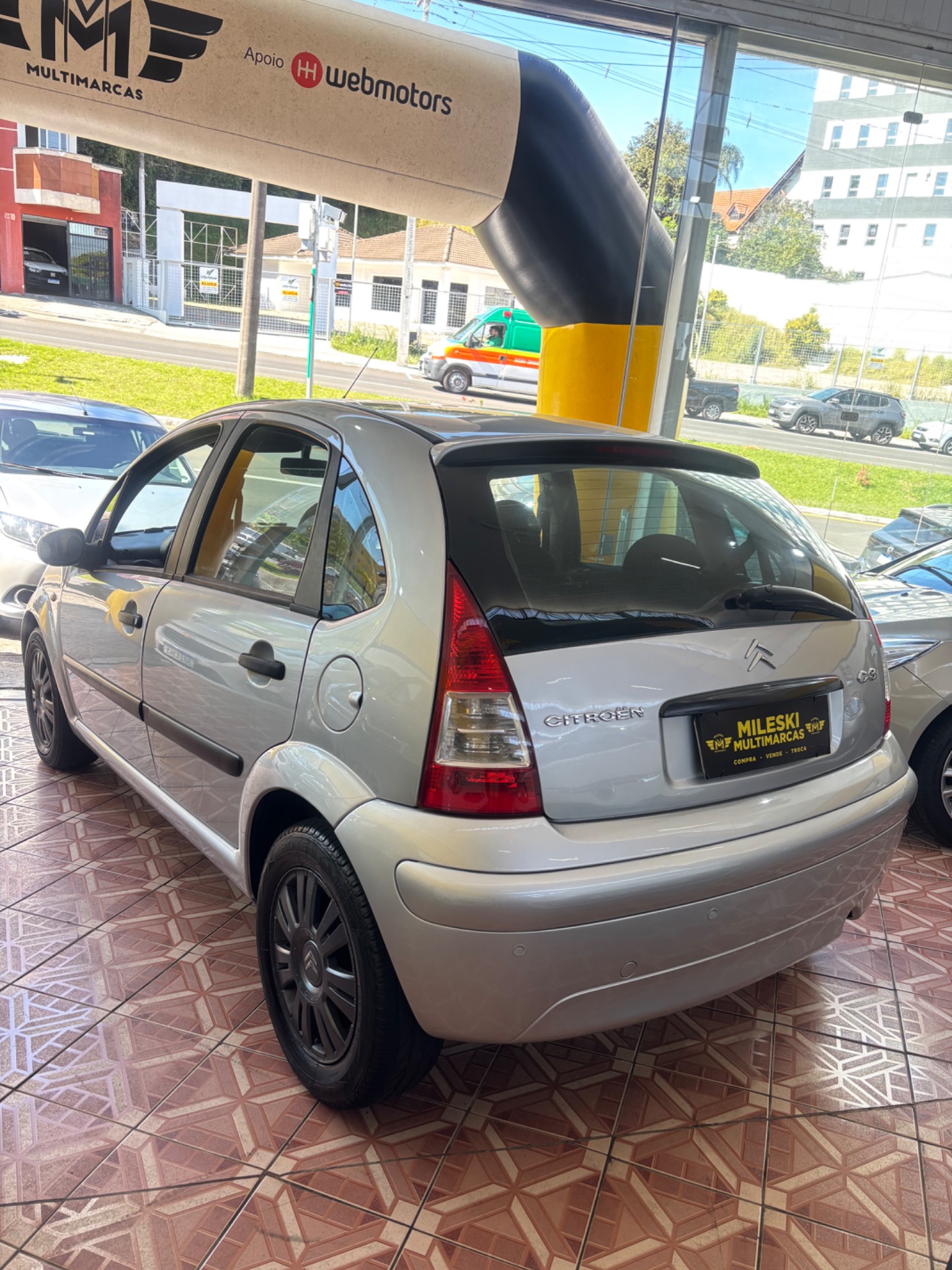 Citroën C3 Glx 1.4 Glx Sonora 1.4 Flex 8V 5P - foto 4