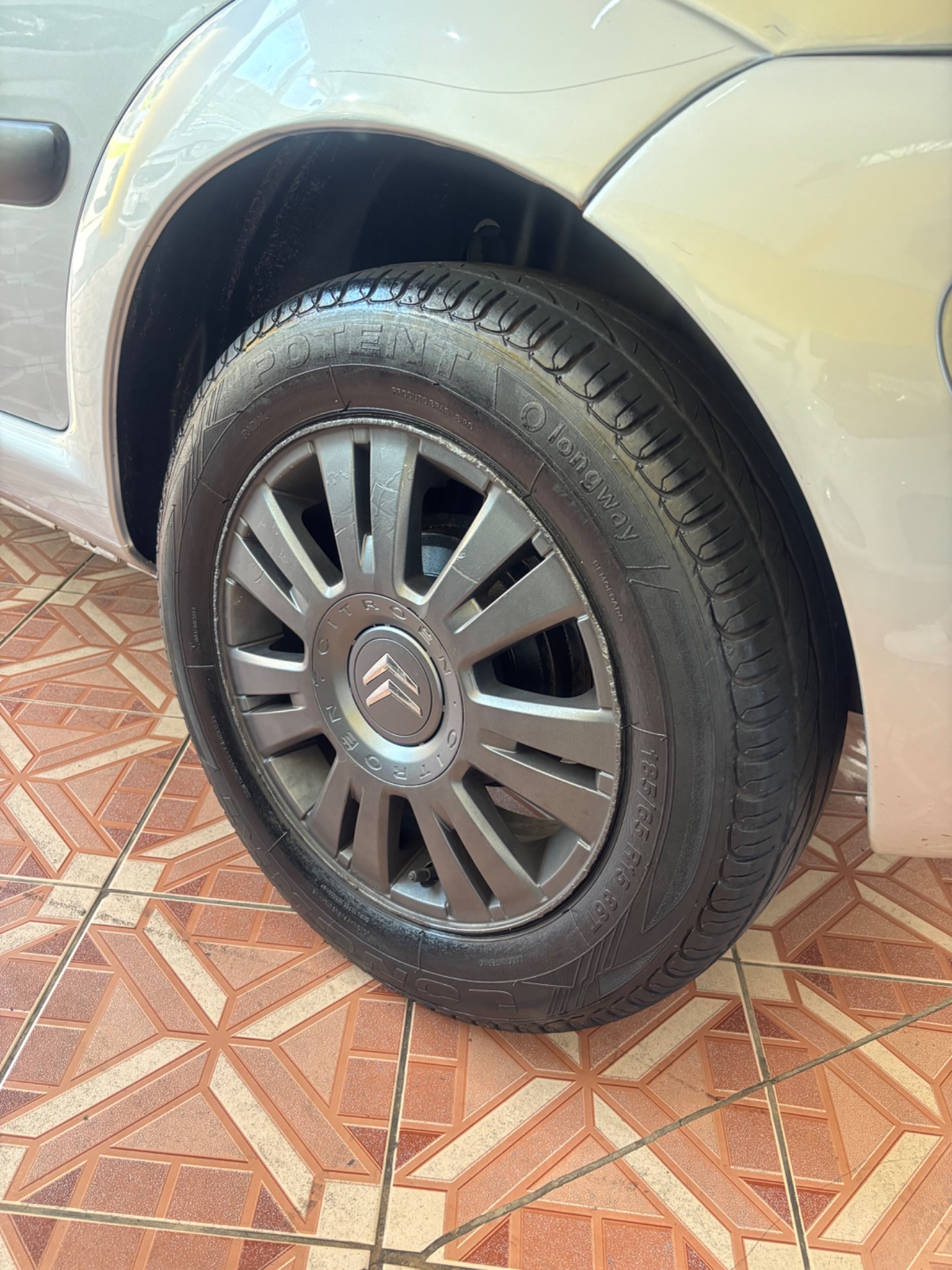 Citroën C3 Glx 1.4 Glx Sonora 1.4 Flex 8V 5P - foto 6