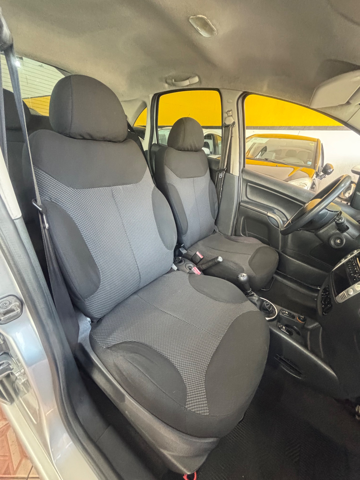 Citroën C3 Glx 1.4 Glx Sonora 1.4 Flex 8V 5P - foto 3