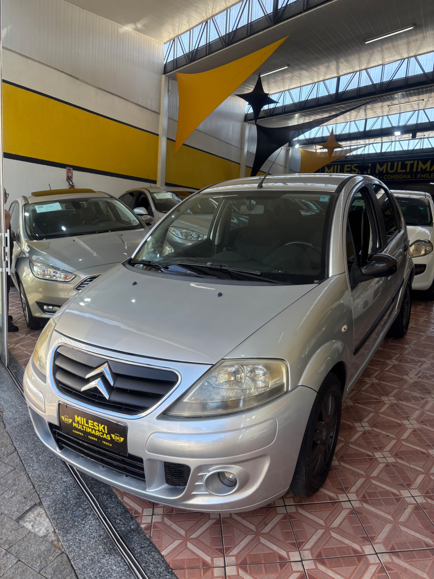 Citroën C3 Glx 1.4 Glx Sonora 1.4 Flex 8V 5P - foto 2